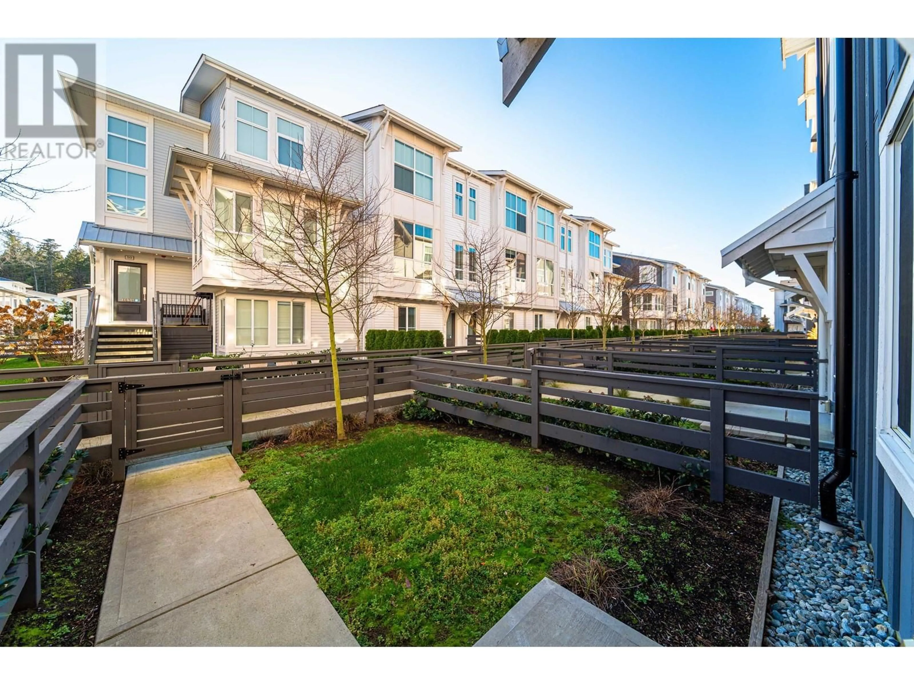 Patio, street for 21 - 4716 ORCA WAY, Tsawwassen British Columbia V4M0E5