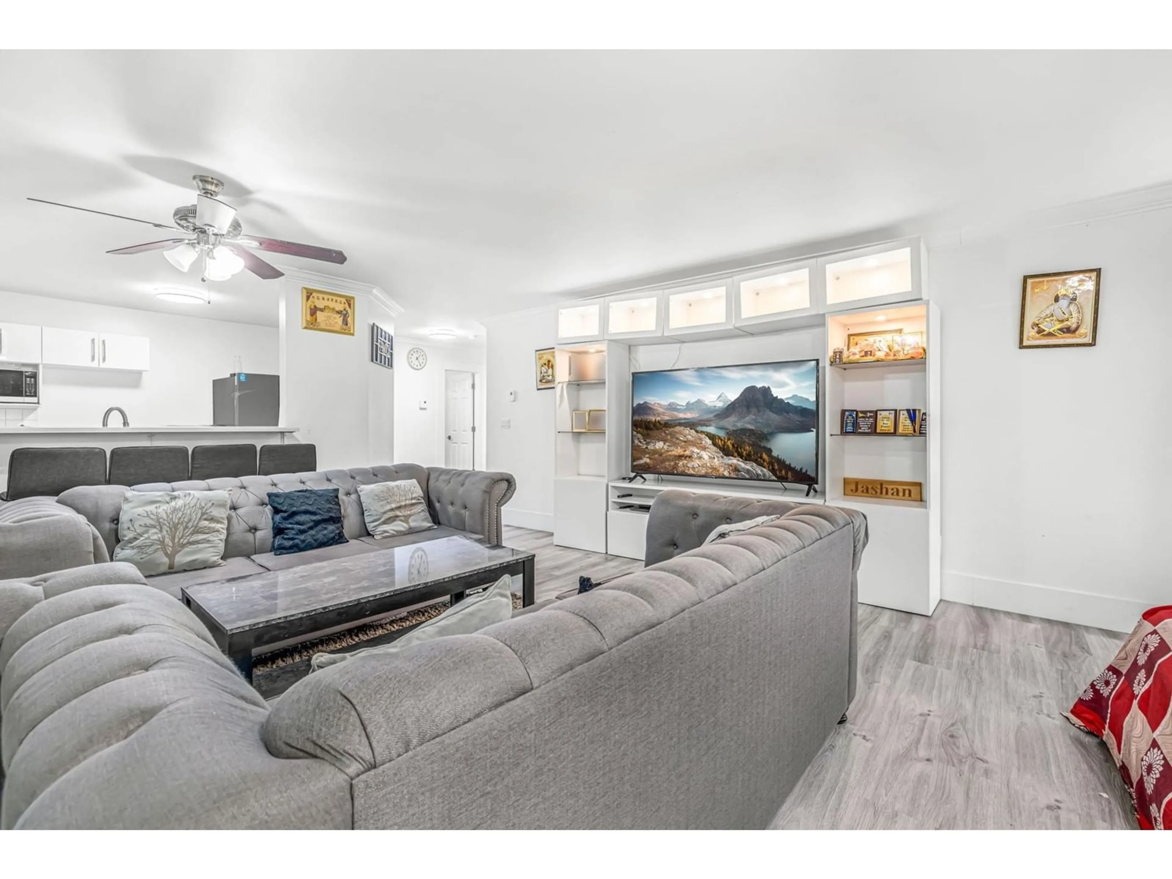Living room with furniture, unknown for 106 - 13680 84, Surrey British Columbia V3W0T6
