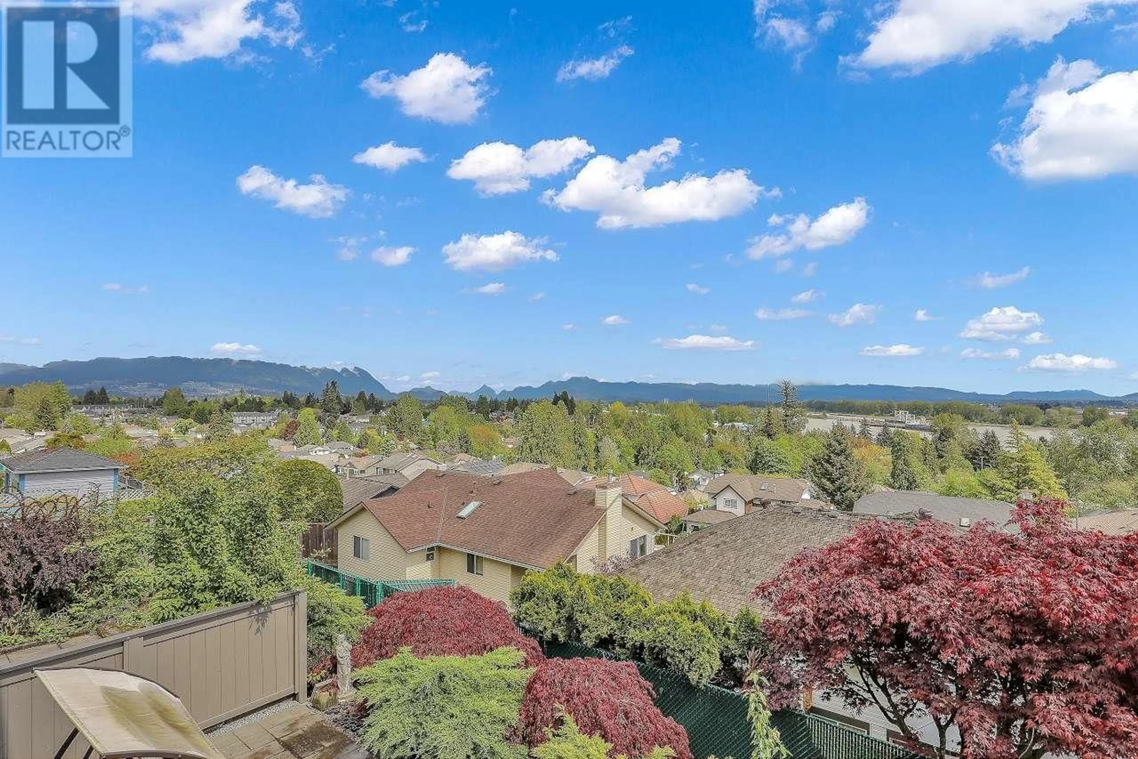 A pic from outside/outdoor area/front of a property/back of a property/a pic from drone, mountain view for 117 - 1140 CASTLE CRESCENT, Port Coquitlam British Columbia V3C5M4