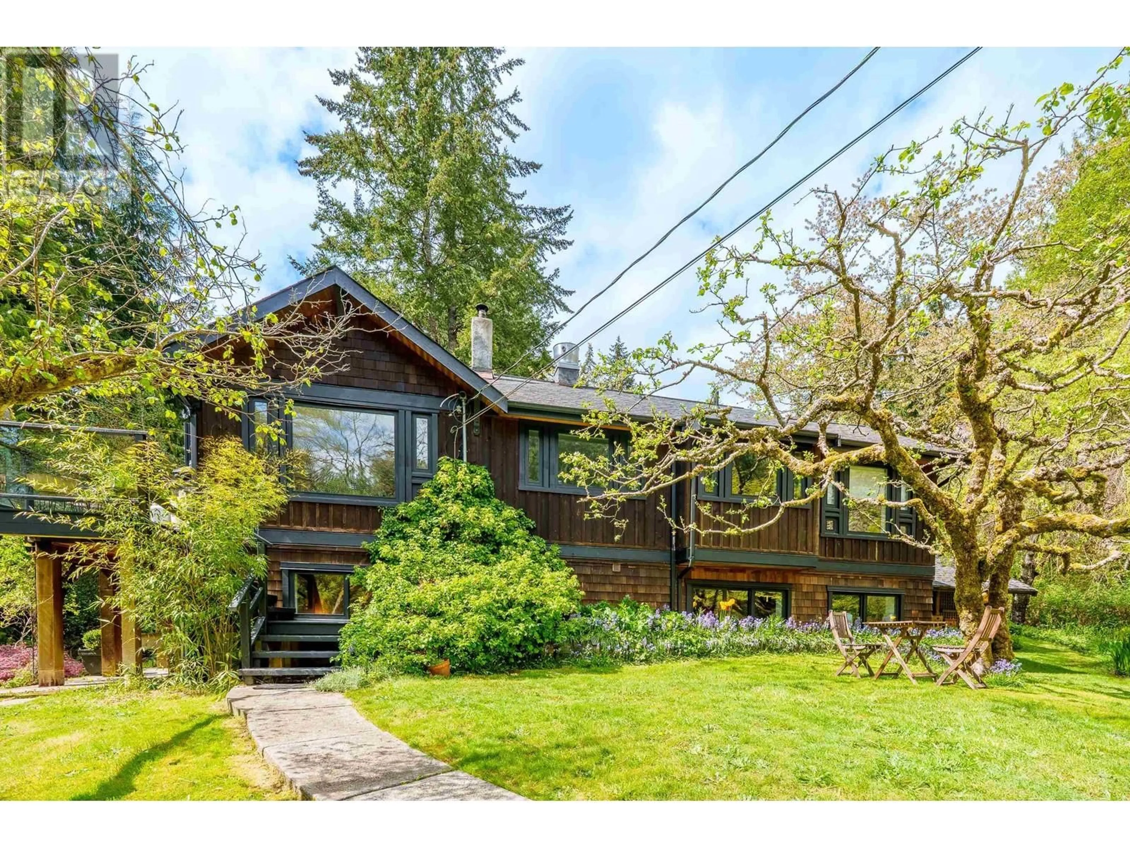 Home with vinyl exterior material, street for 1531 LOCKYER ROAD, Roberts Creek British Columbia V0N2W1