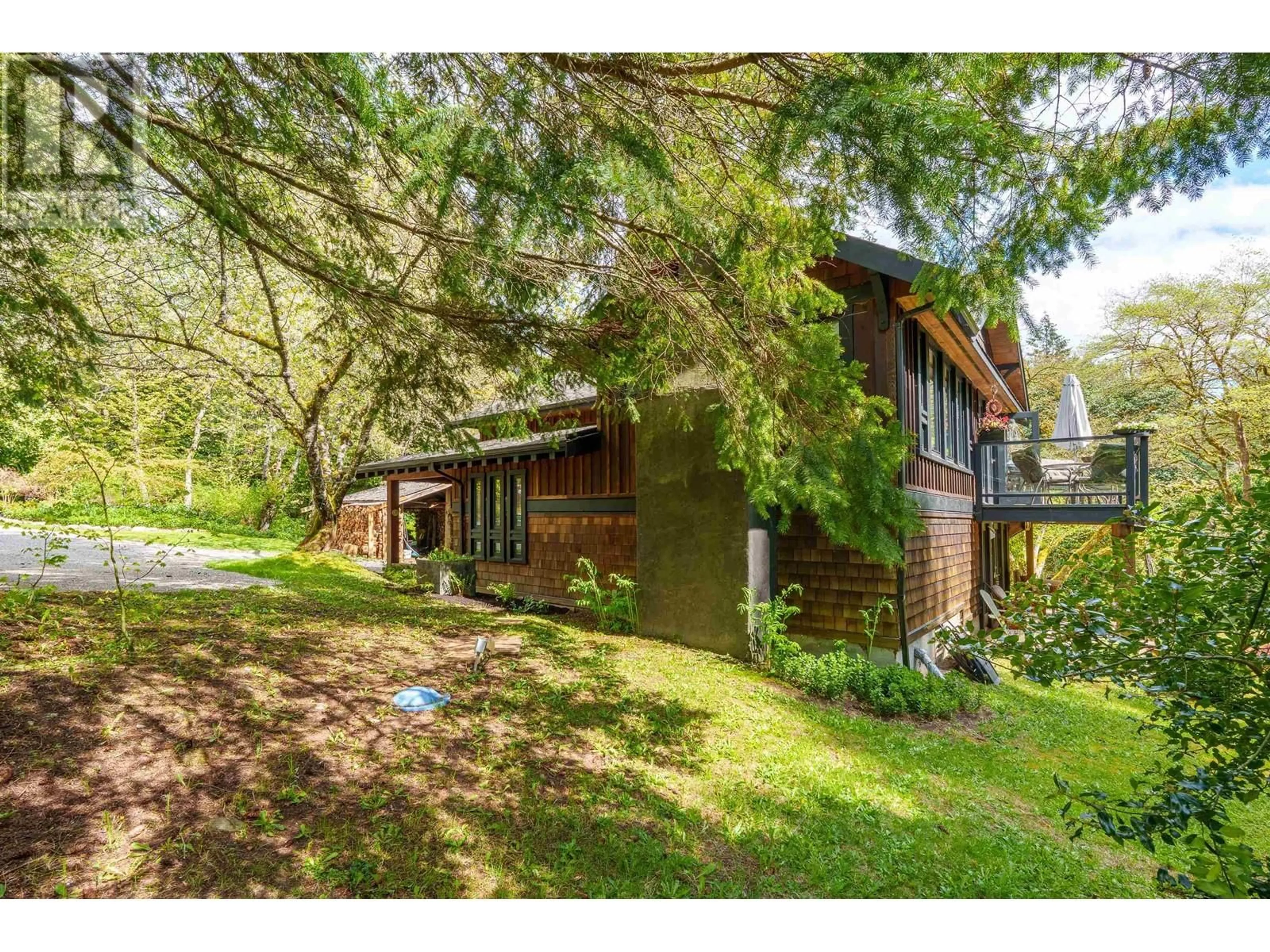 A pic from outside/outdoor area/front of a property/back of a property/a pic from drone, unknown for 1531 LOCKYER ROAD, Roberts Creek British Columbia V0N2W1