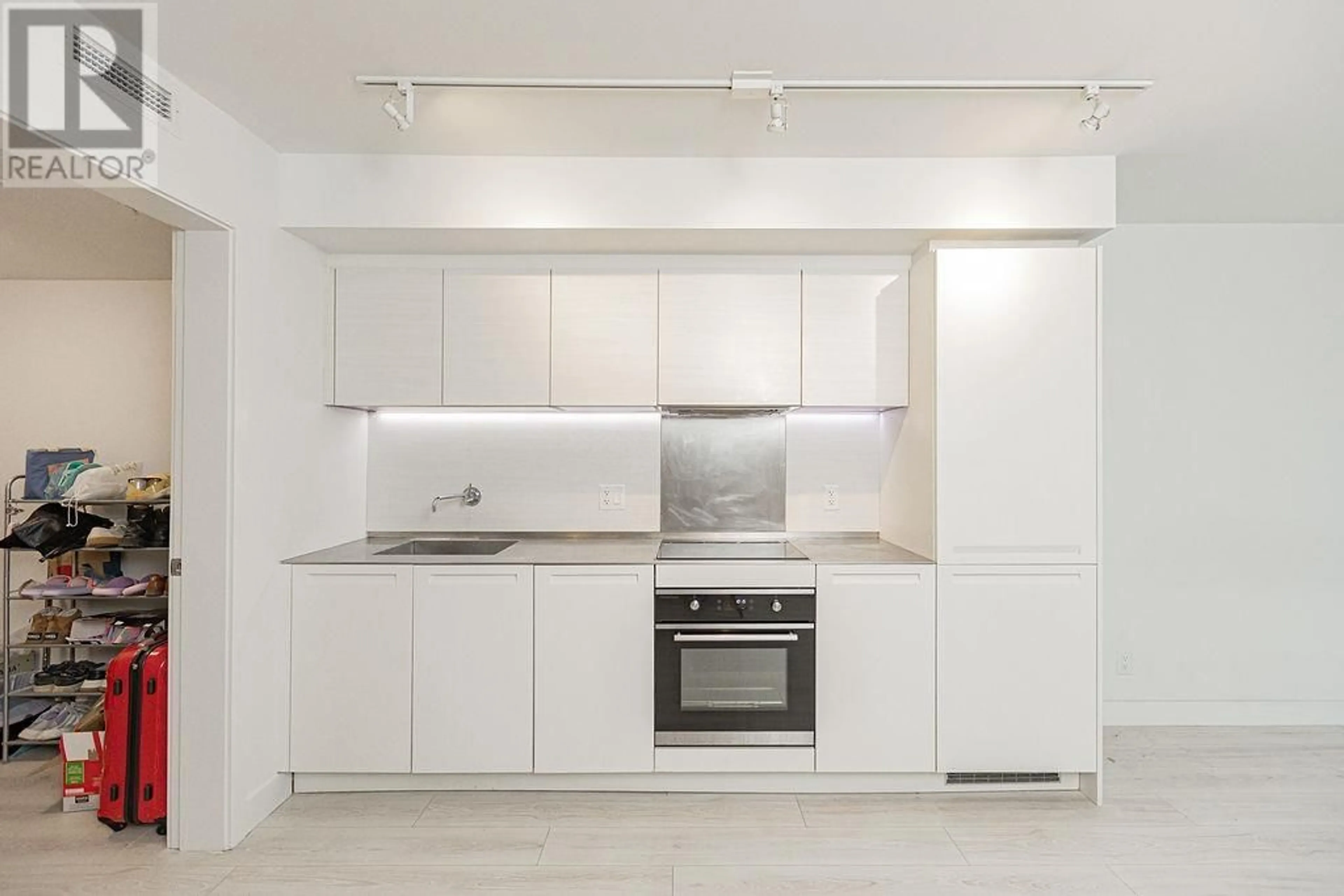 Standard kitchen, unknown for 509 - 1133 HORNBY STREET, Vancouver British Columbia V6Z1W1