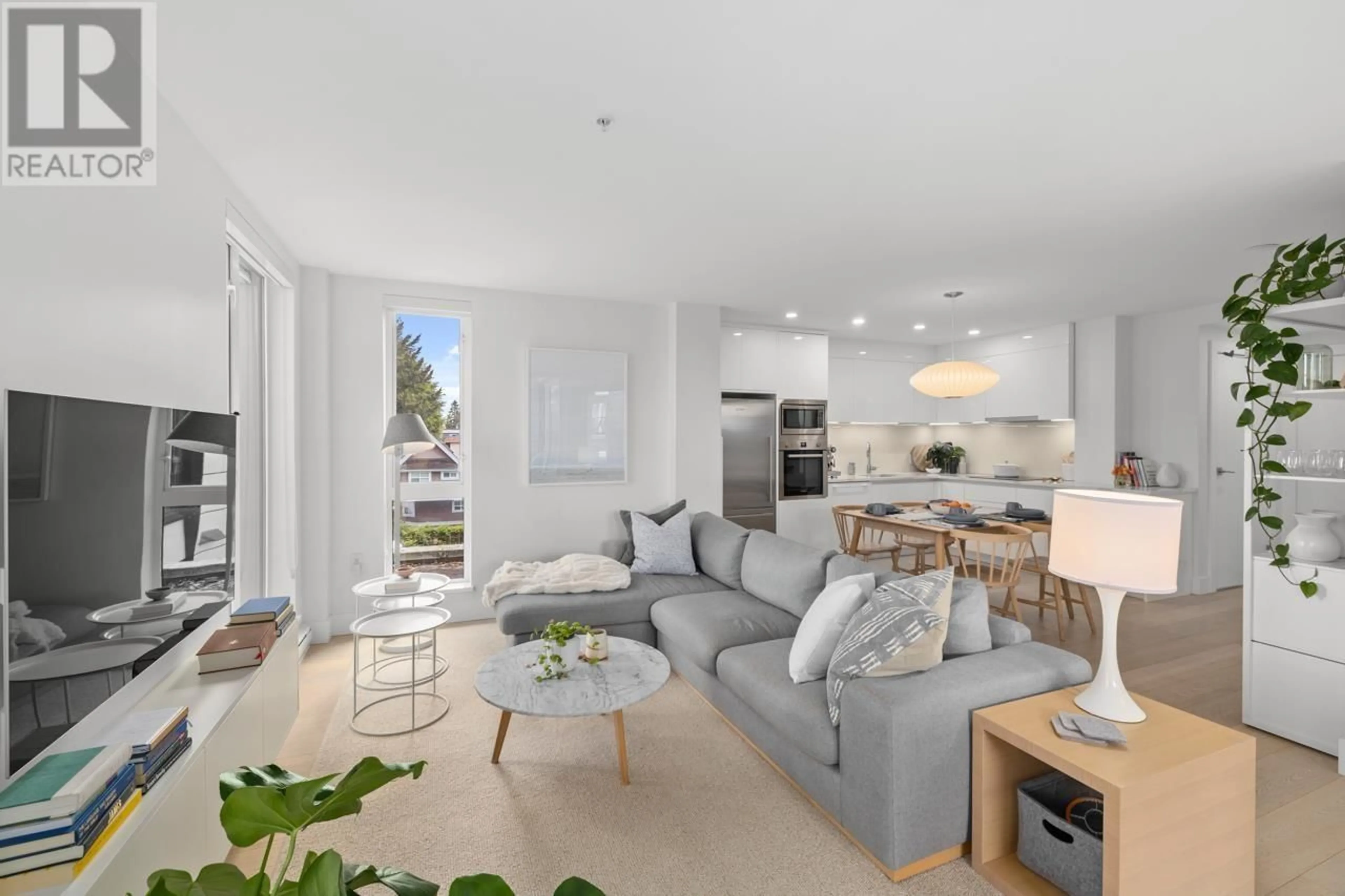 Living room with furniture, unknown for 402 - 2239 7TH AVENUE, Vancouver British Columbia V6K1Y3