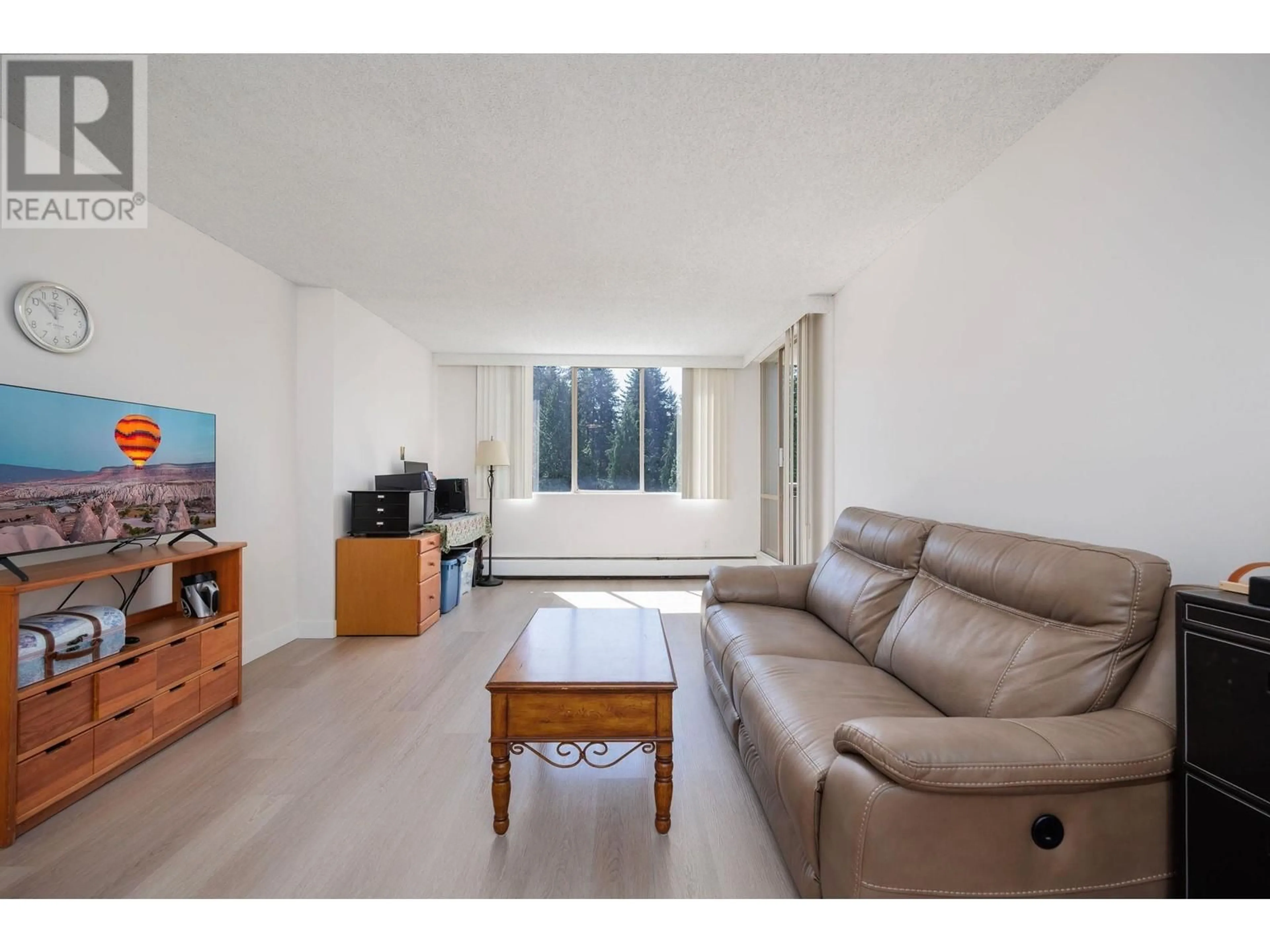 Living room with furniture, unknown for 310 - 2012 FULLERTON AVENUE, North Vancouver British Columbia V7P3E3