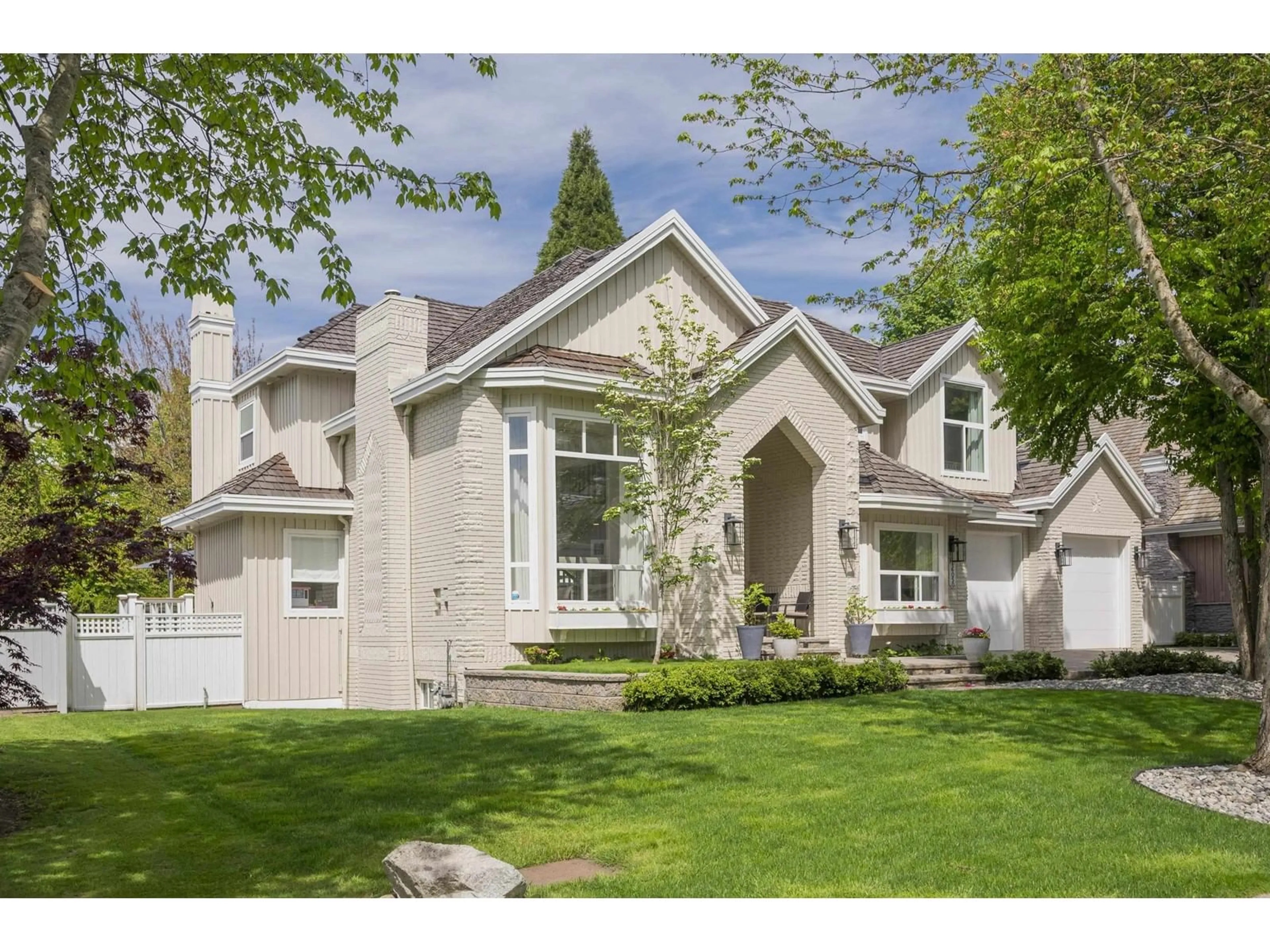 Home with brick exterior material, street for 16050 MORGAN CREEK, Surrey British Columbia V3Z0J2