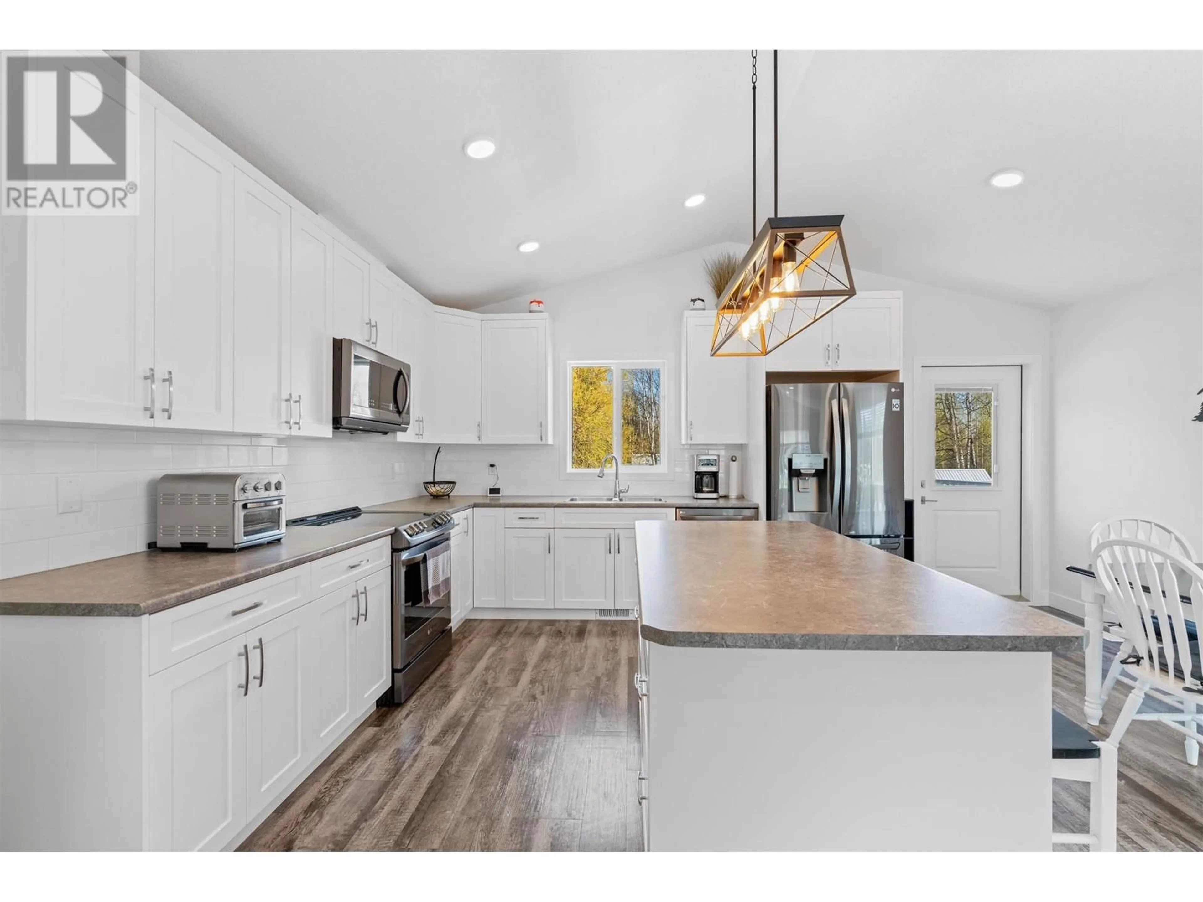 Open concept kitchen, unknown for 7048 HILLU ROAD, Prince George British Columbia V2K0B4