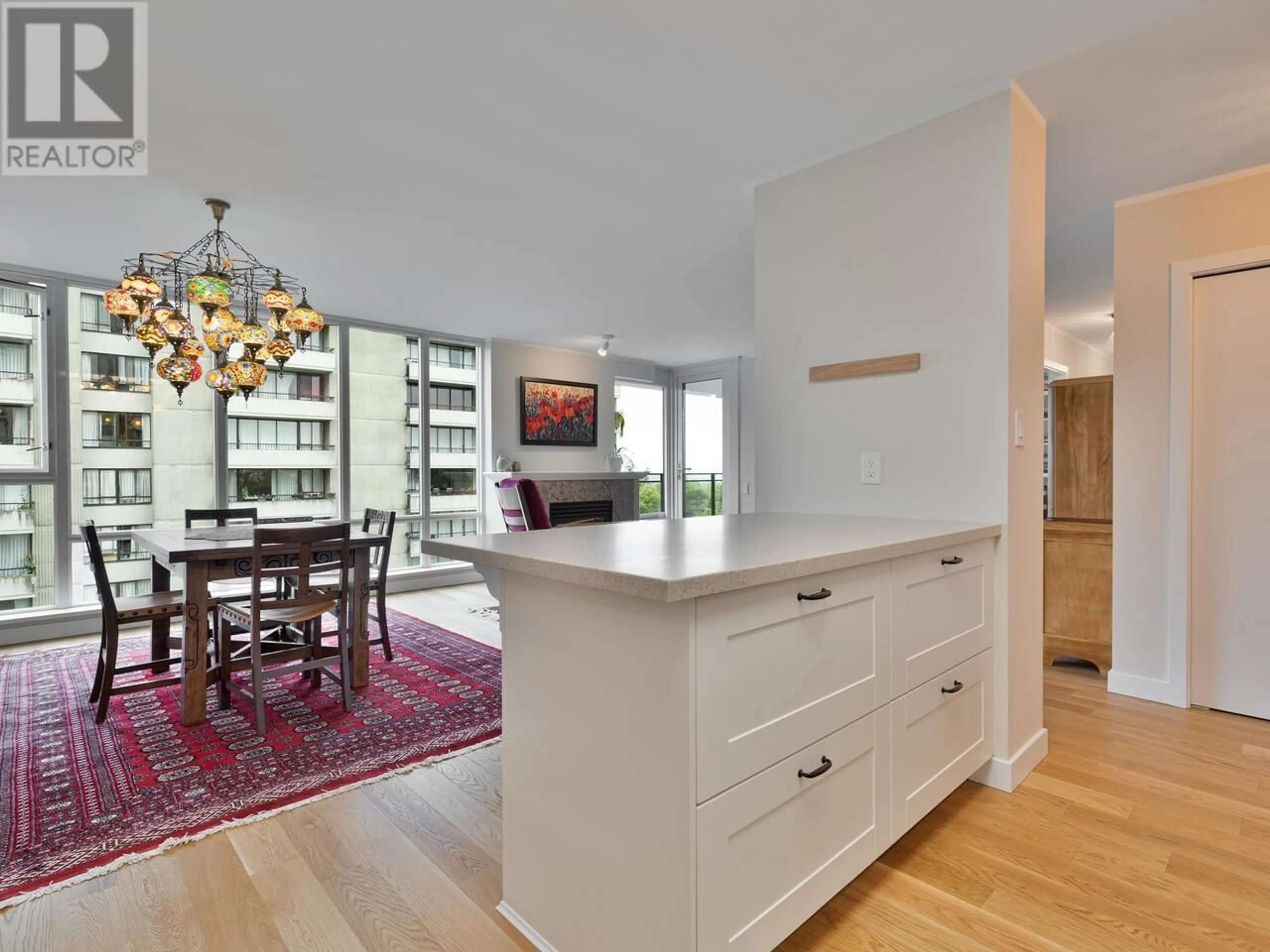 Open concept kitchen, wood/laminate floor for 901 - 720 HAMILTON STREET, New Westminster British Columbia V3M7A6