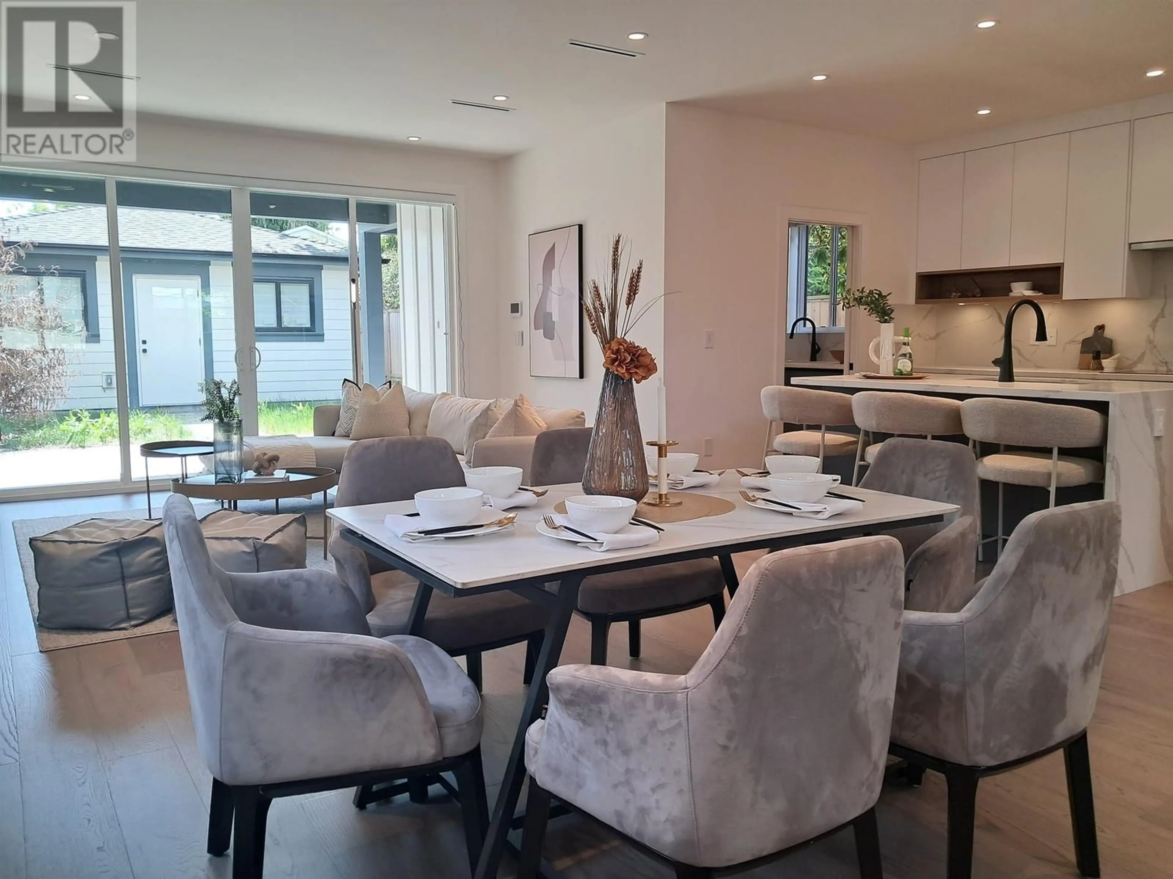 Dining room, unknown for 3760 SHUSWAP AVENUE, Richmond British Columbia V7E3T3