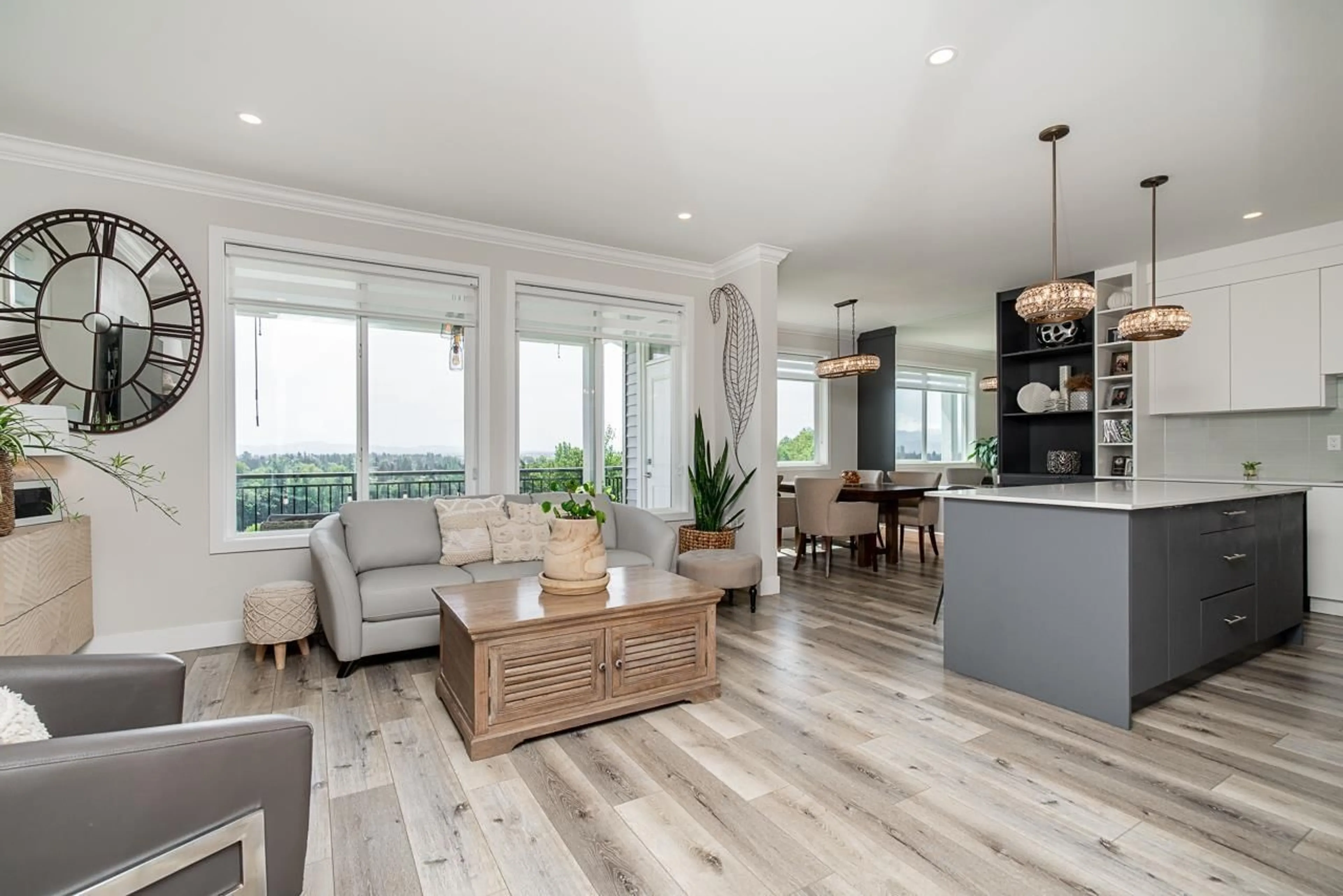 Open concept kitchen, wood/laminate floor for 11 - 31548 UPPER MACLURE, Abbotsford British Columbia V2T5P1