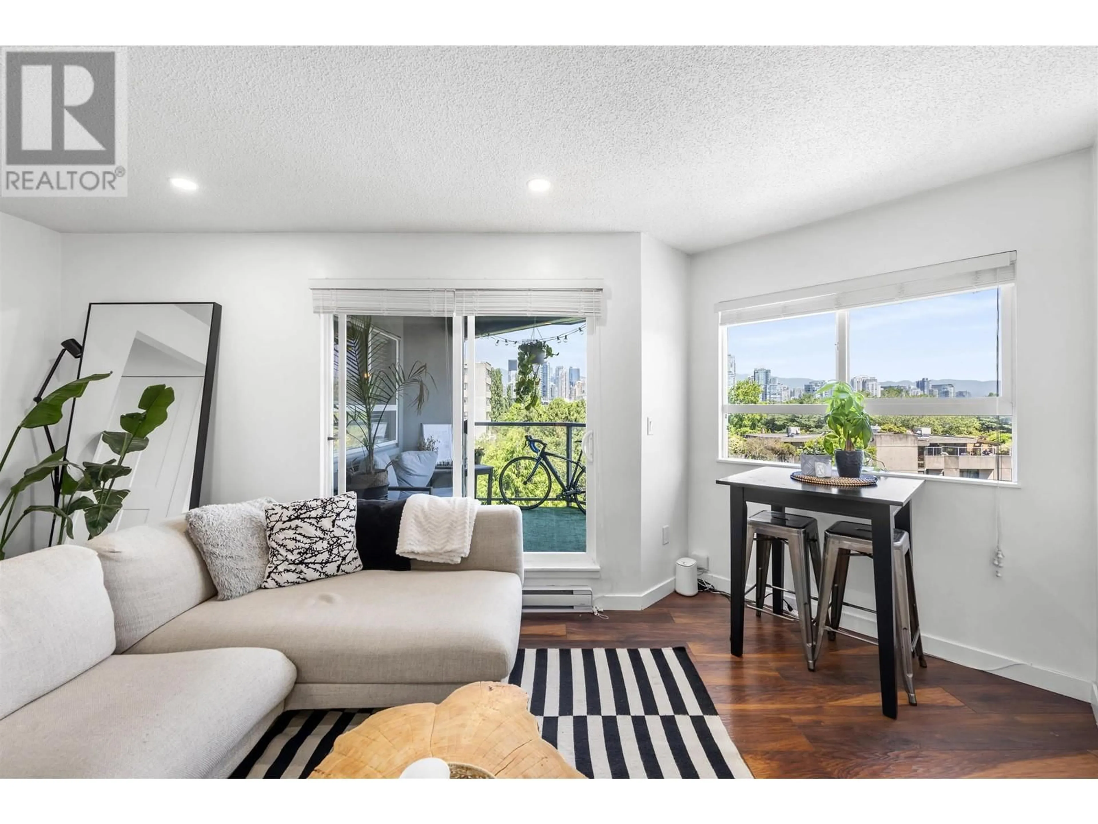 Living room with furniture, wood/laminate floor for 306 - 1365 4TH AVENUE, Vancouver British Columbia V6H3Y8