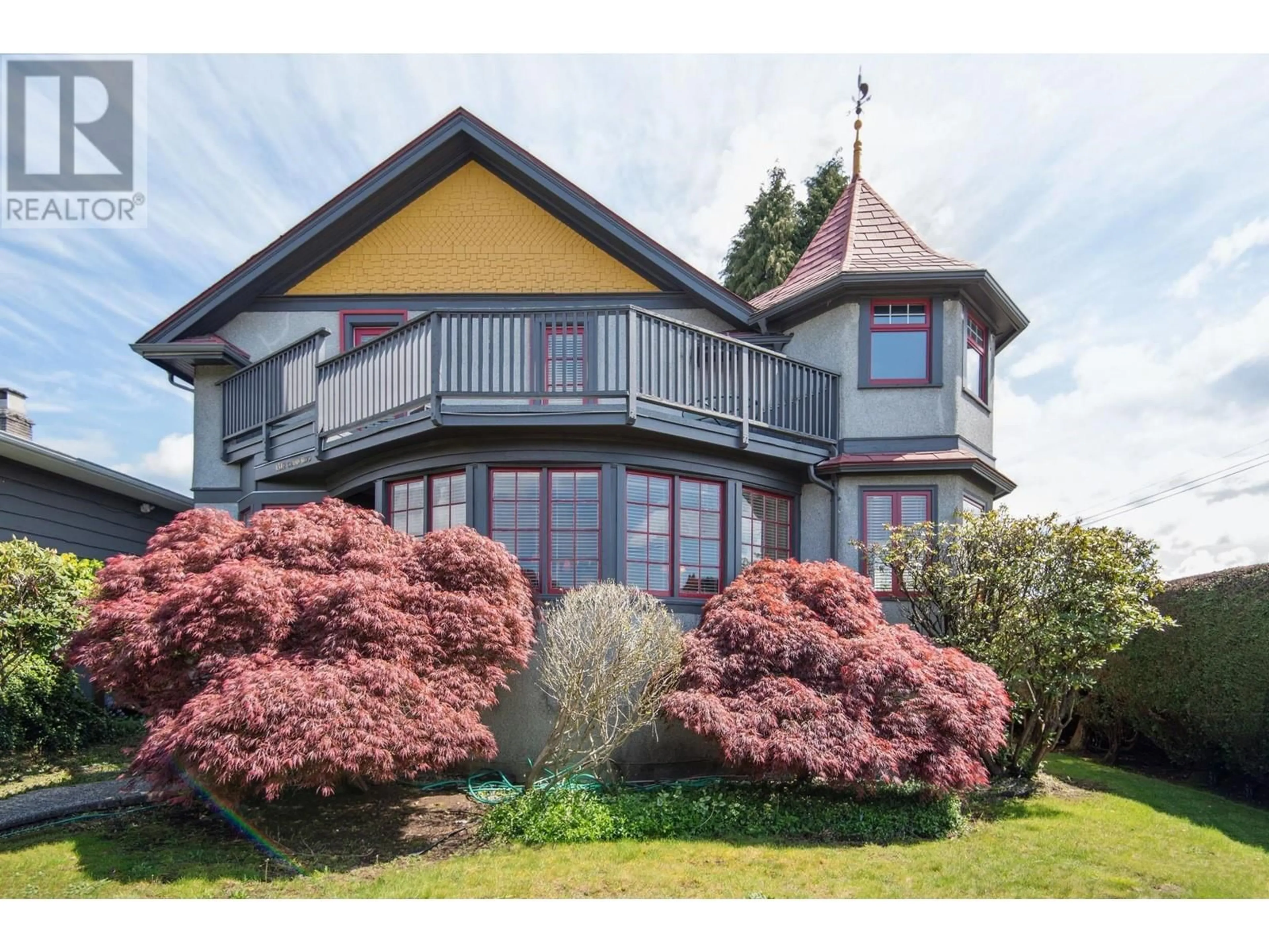 Home with vinyl exterior material, street for 1312 GRAND BOULEVARD, North Vancouver British Columbia V7L3X6