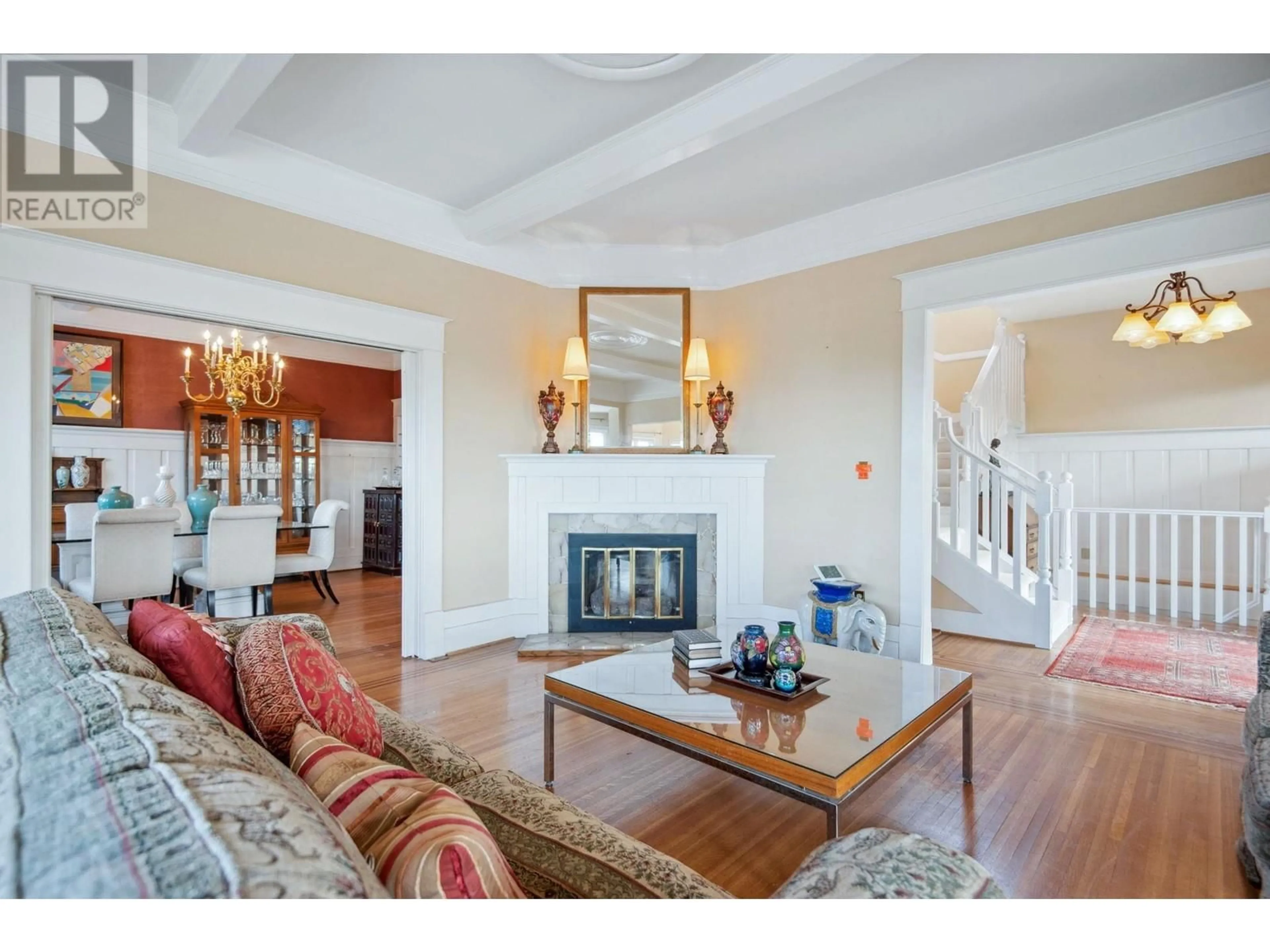 Living room with furniture, unknown for 1312 GRAND BOULEVARD, North Vancouver British Columbia V7L3X6