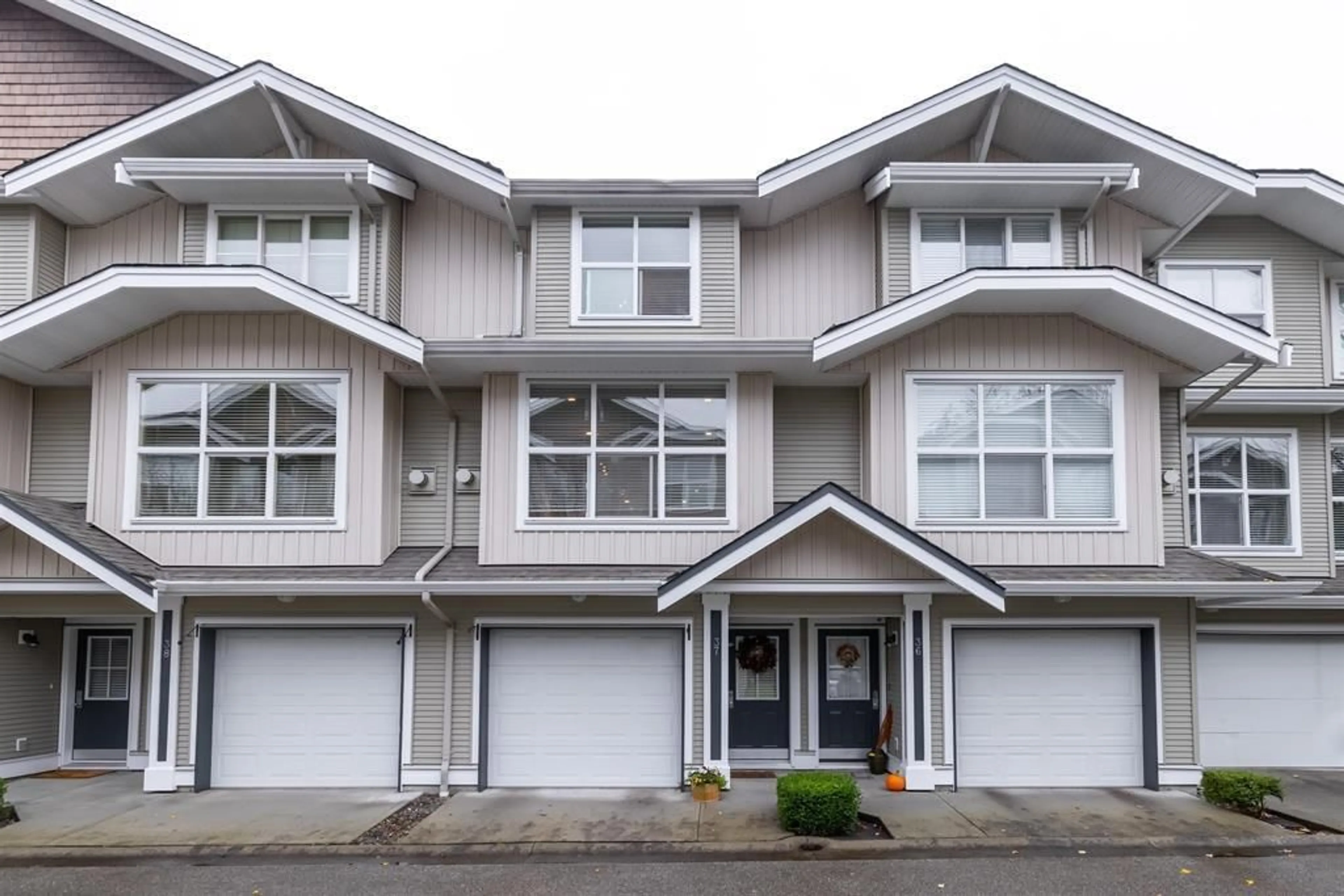 Home with vinyl exterior material, street for 37 - 20460 66, Langley British Columbia V2Y3B6