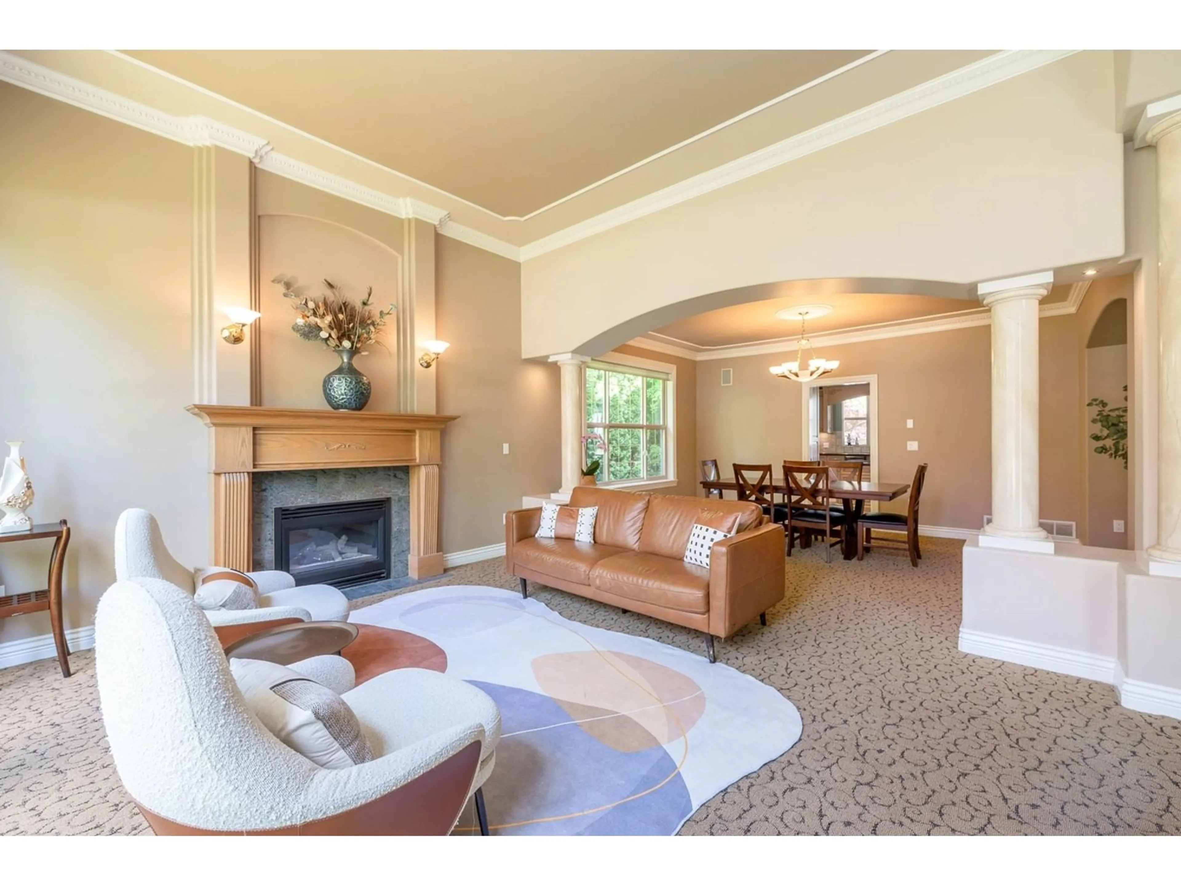 Living room with furniture, unknown for 11288 163, Surrey British Columbia V4N4P8