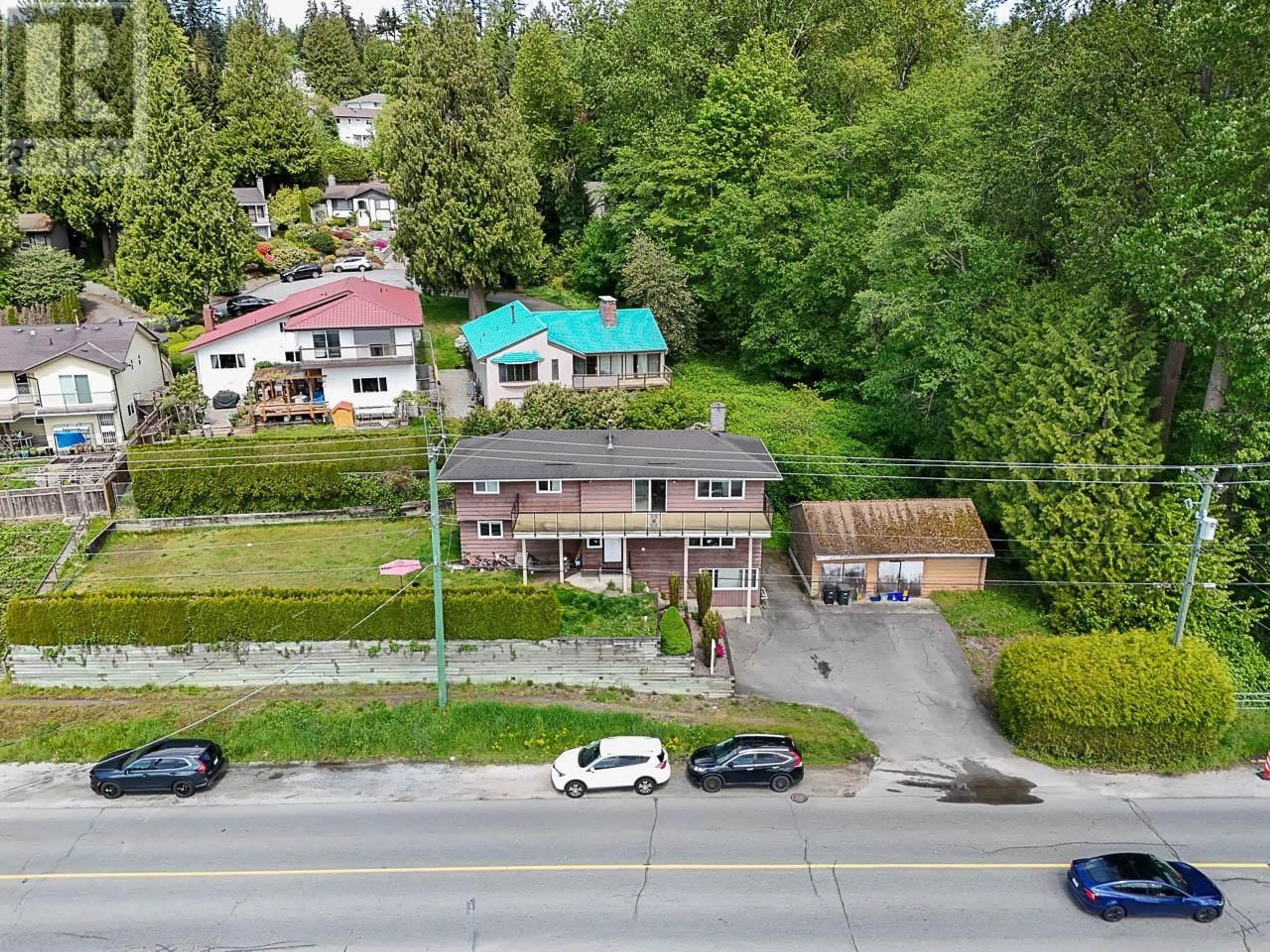 A pic from outside/outdoor area/front of a property/back of a property/a pic from drone, street for 4871 MARINE DRIVE, Burnaby British Columbia V5J3G5