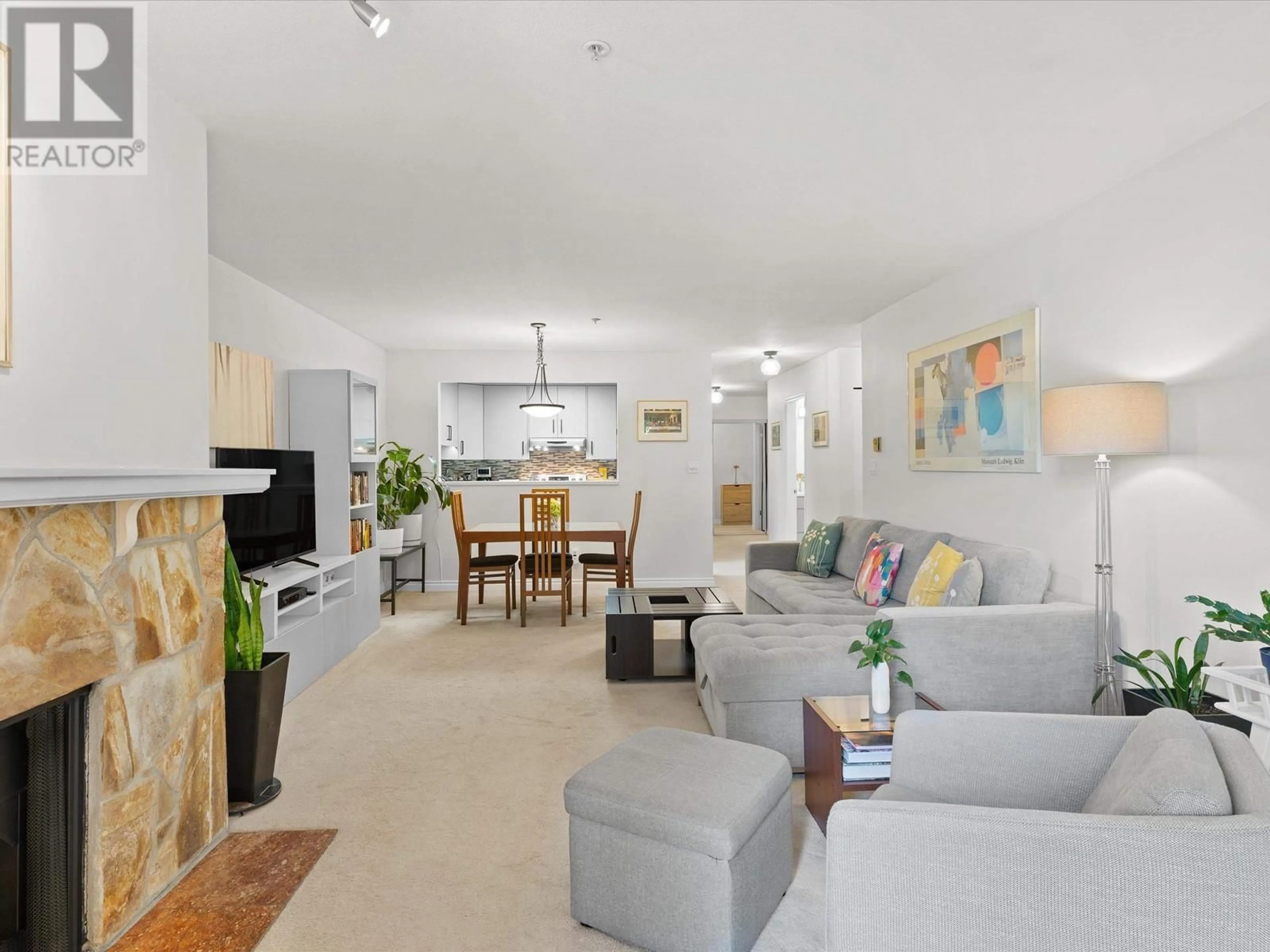 Living room with furniture, unknown for 411 - 1000 BOWRON COURT, North Vancouver British Columbia V7H2V9