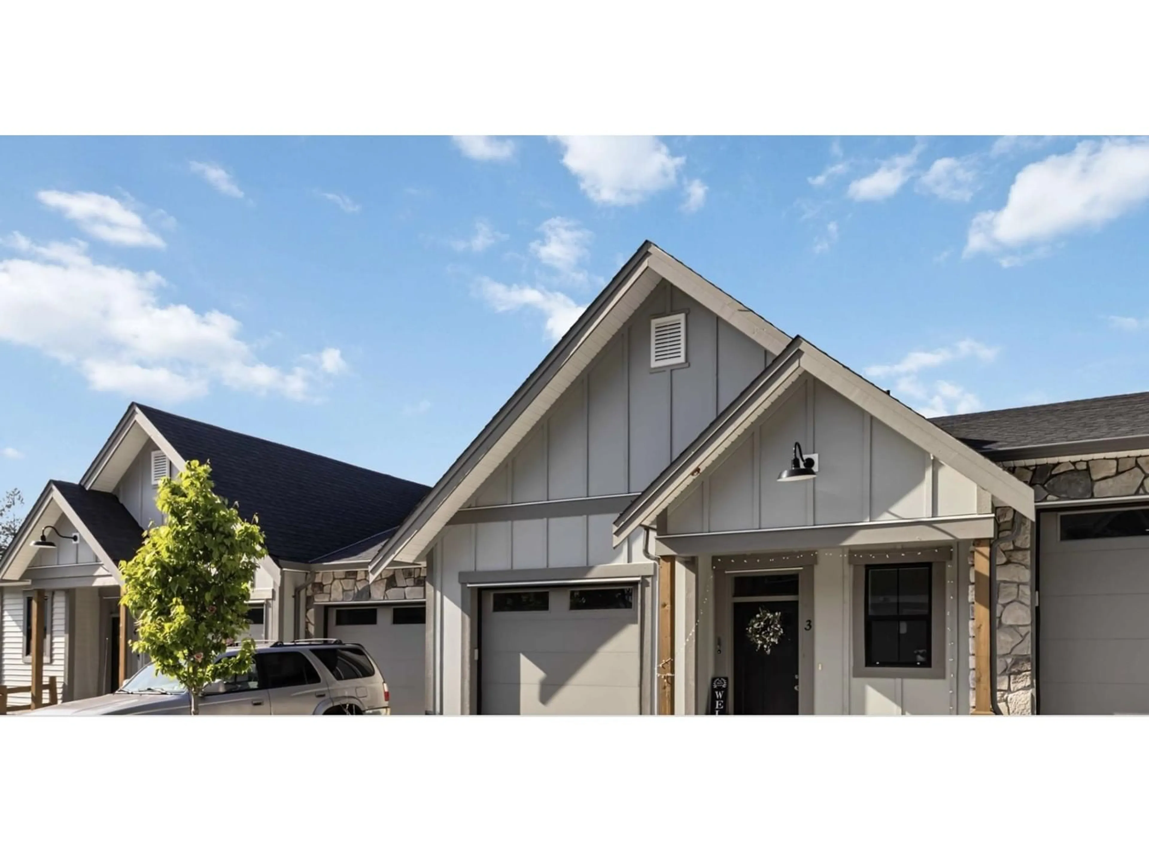 Home with vinyl exterior material, mountain view for 3 - 47203 VISTA PLACE, Chilliwack British Columbia V2R0R9