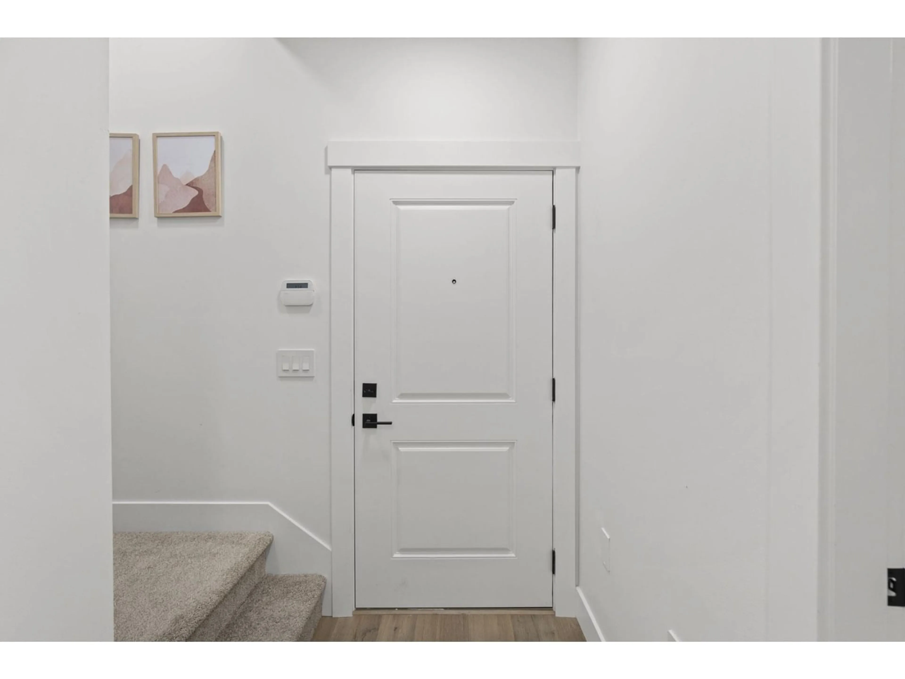 Indoor entryway for 26 - 17458 100, Surrey British Columbia V4N4L4