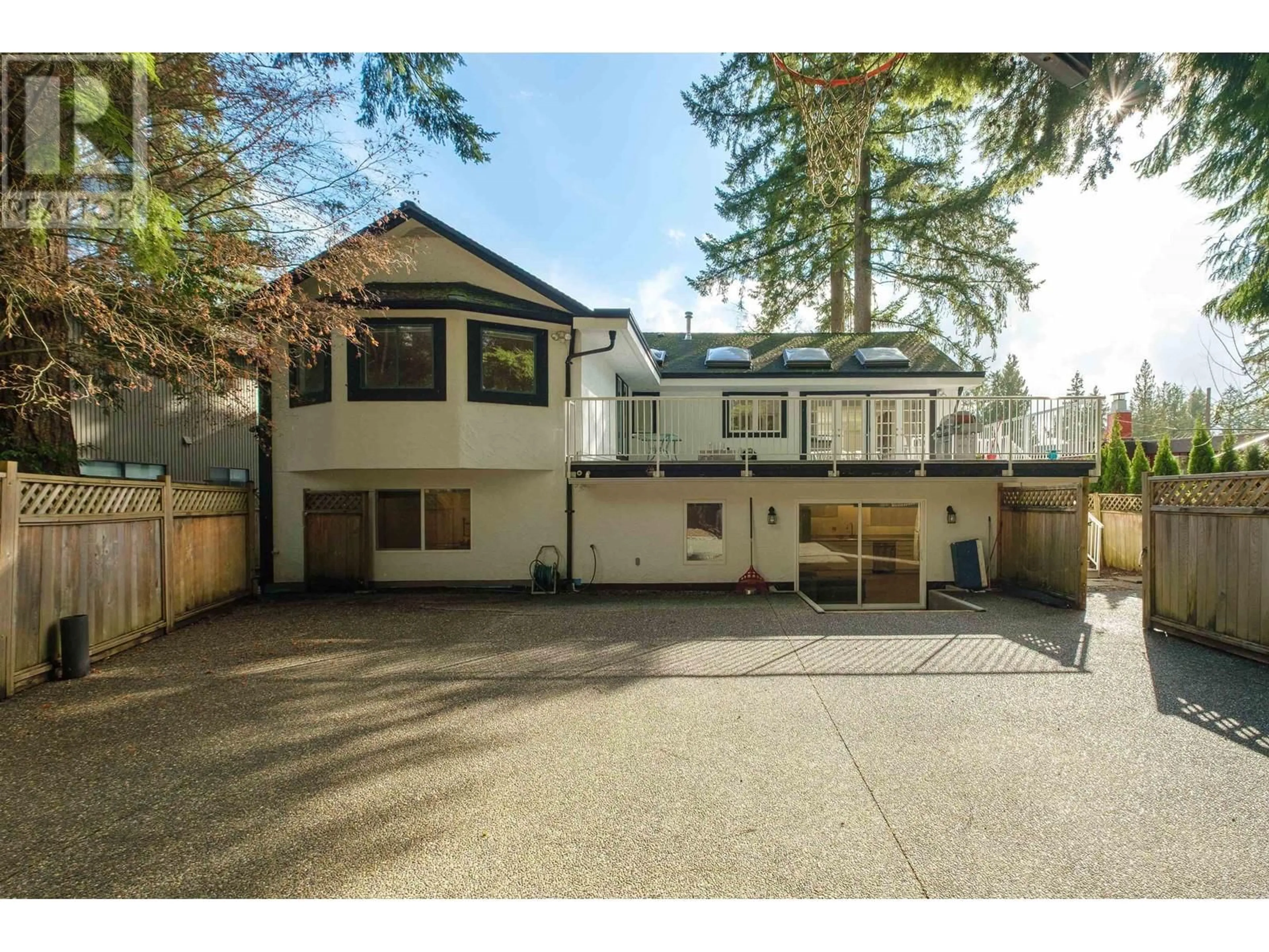 A pic from outside/outdoor area/front of a property/back of a property/a pic from drone, street for 2548 BOSWELL AVENUE, North Vancouver British Columbia V7H1L7