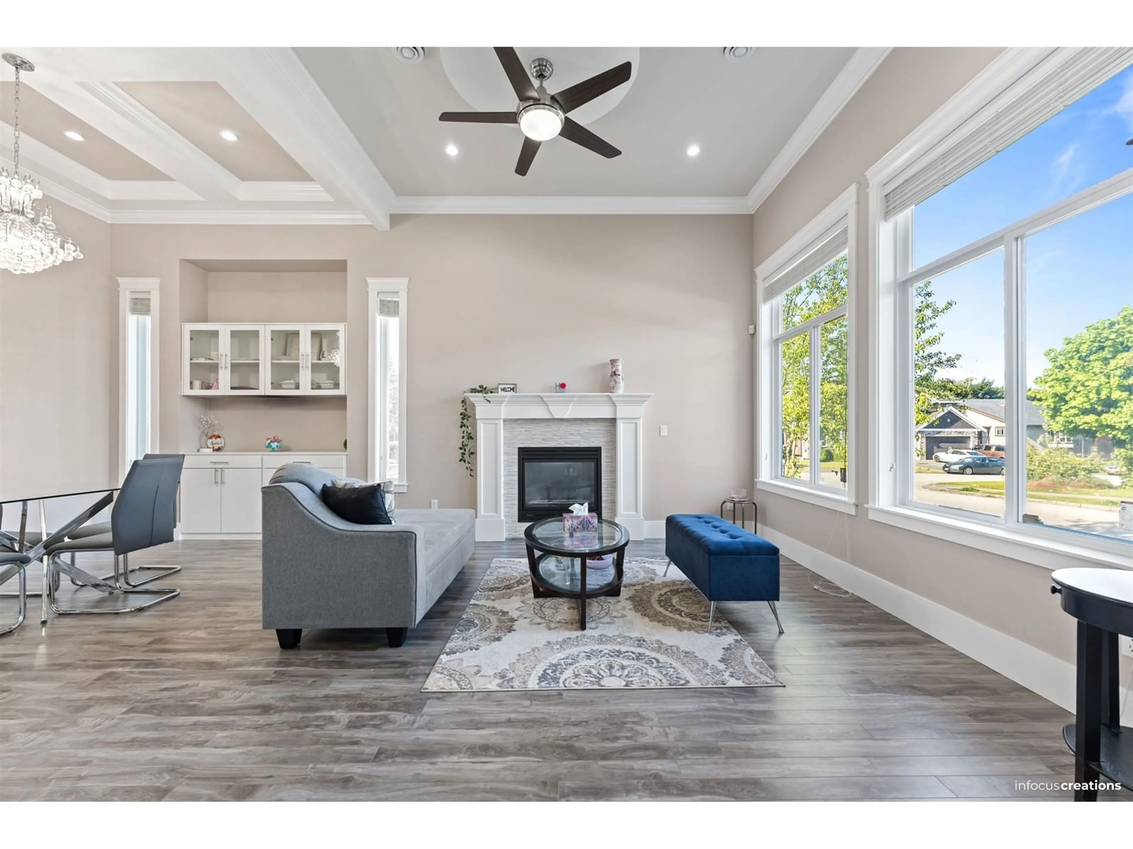 Living room with furniture, unknown for 7893 147A, Surrey British Columbia V3S2T8