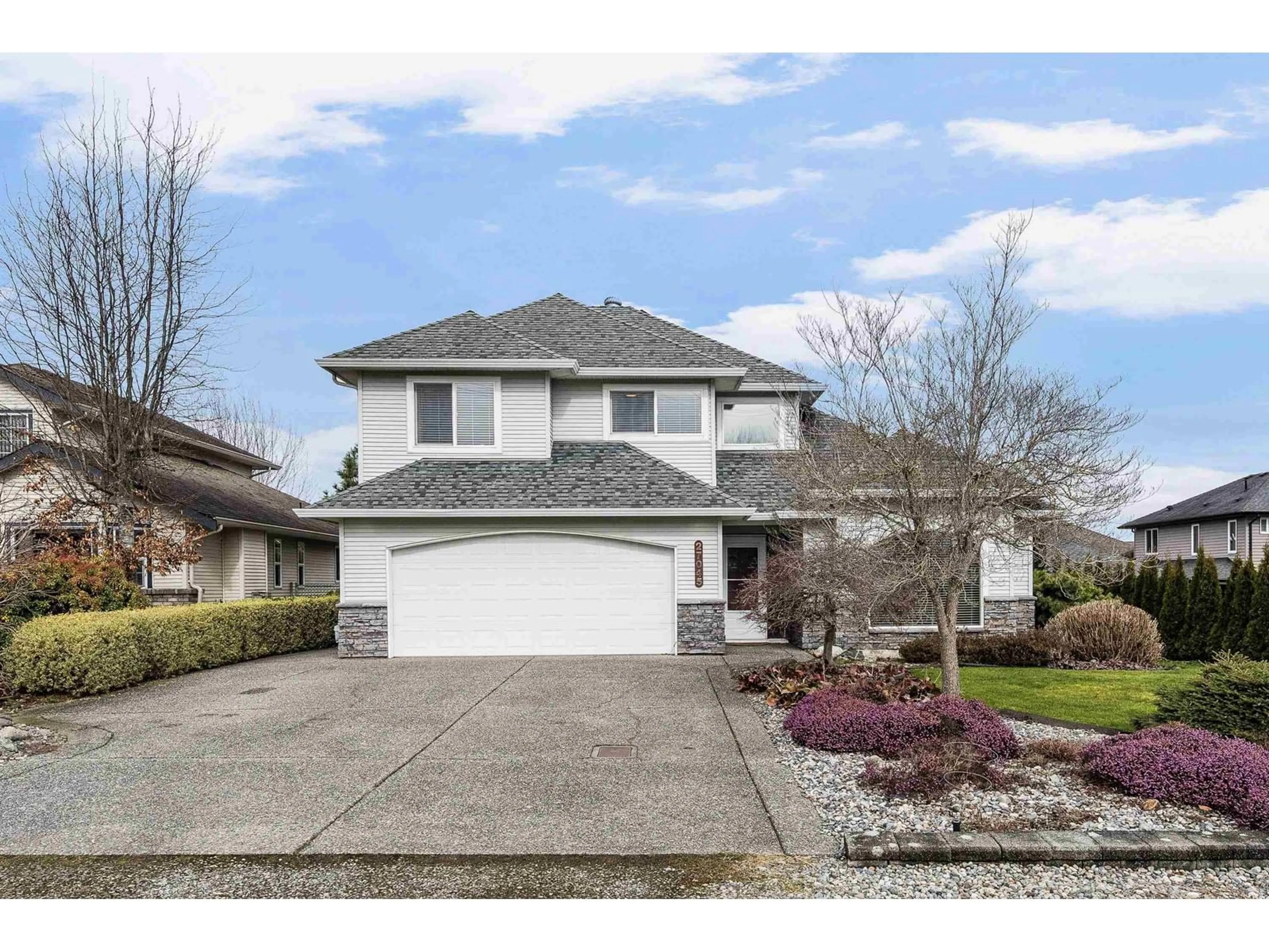 Home with vinyl exterior material, street for 27045 24, Langley British Columbia V4W3Y9
