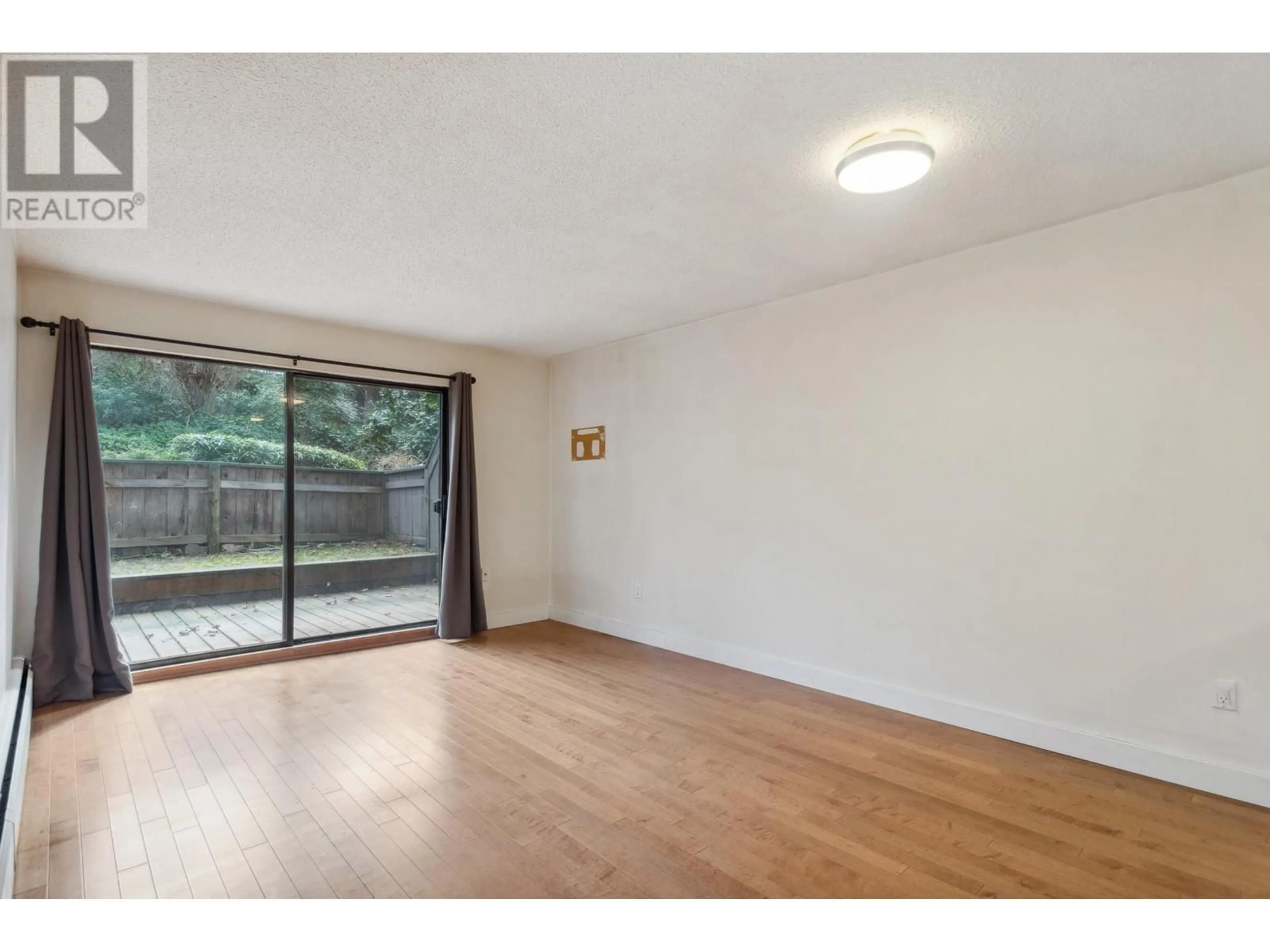 A pic of a room for 120 - 440 5TH AVENUE, Vancouver British Columbia V5T1N5
