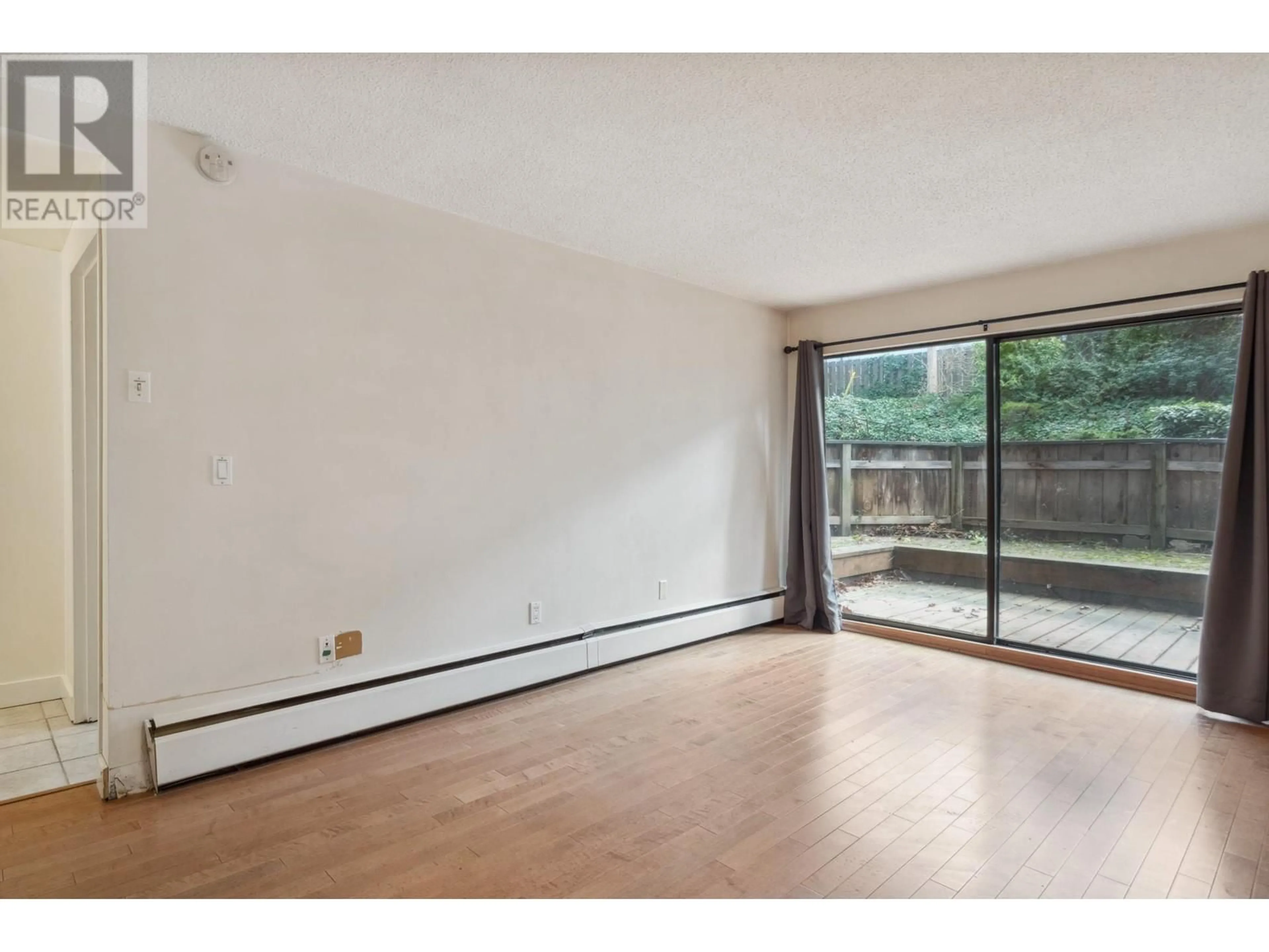 A pic of a room for 120 - 440 5TH AVENUE, Vancouver British Columbia V5T1N5