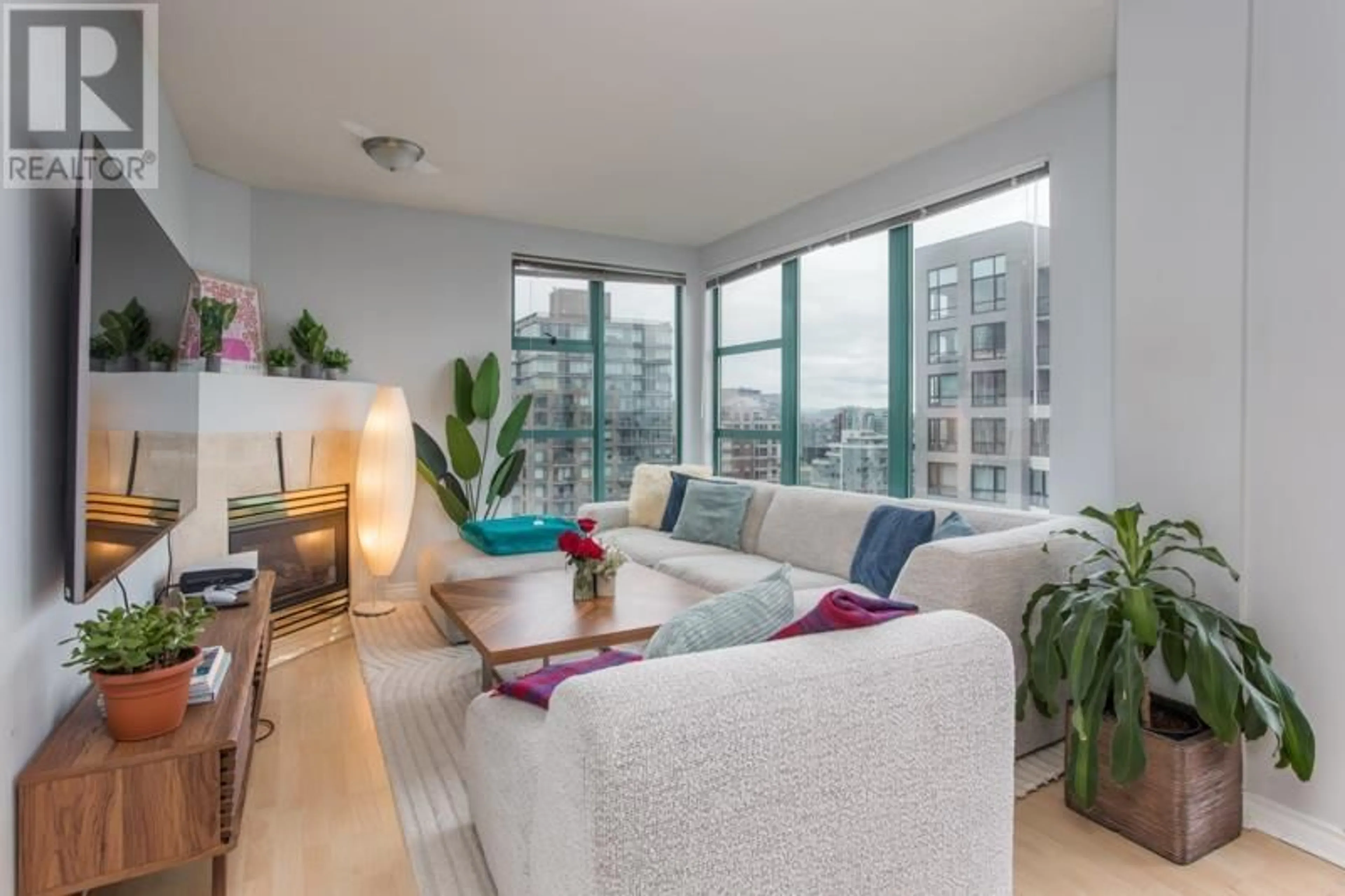 Living room with furniture, unknown for 3204 - 939 HOMER STREET, Vancouver British Columbia V6B2W6