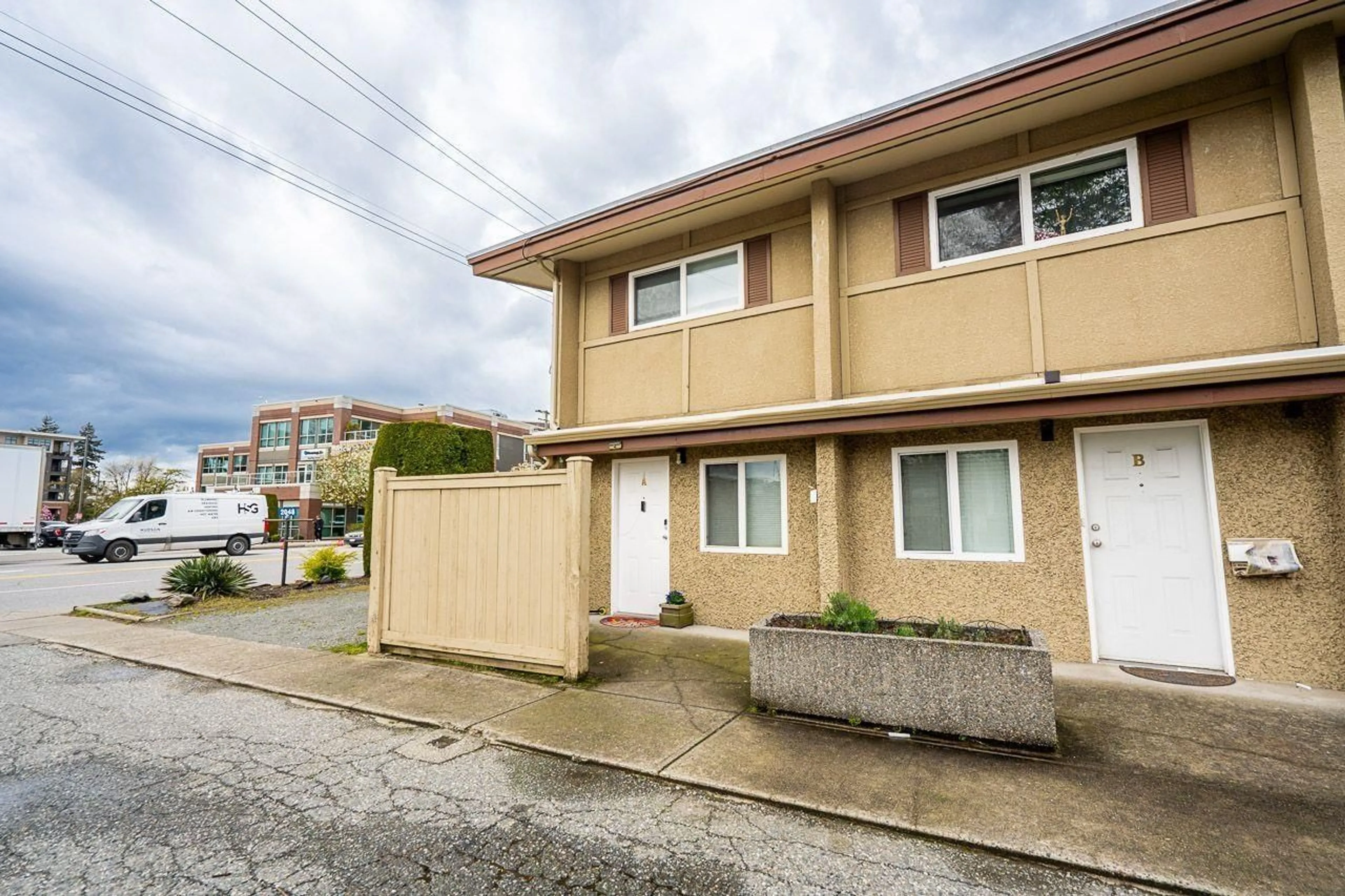 Patio, street for A - 2048 MCCALLUM, Abbotsford British Columbia V2S3N4