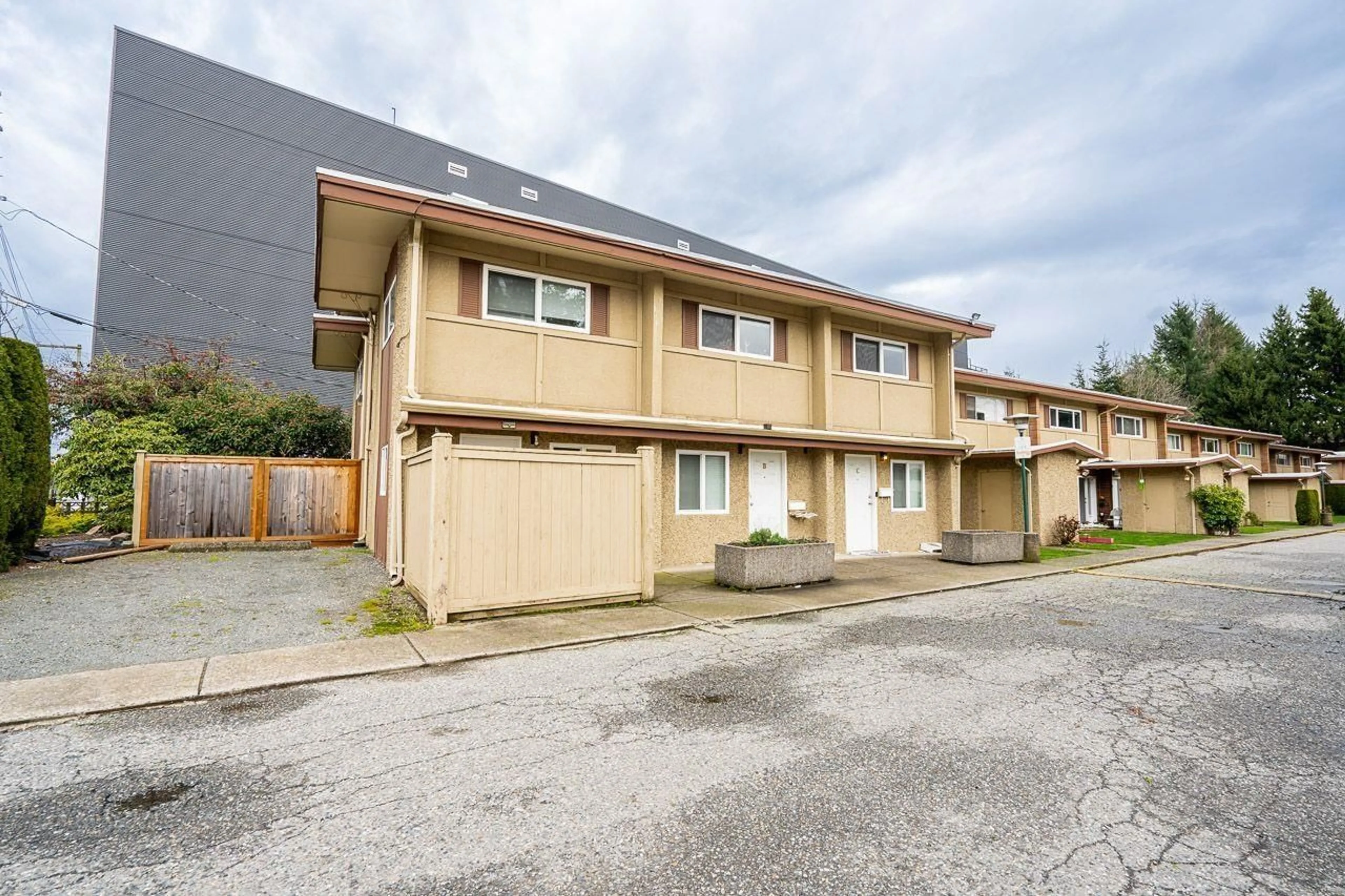 Unknown for A - 2048 MCCALLUM, Abbotsford British Columbia V2S3N4