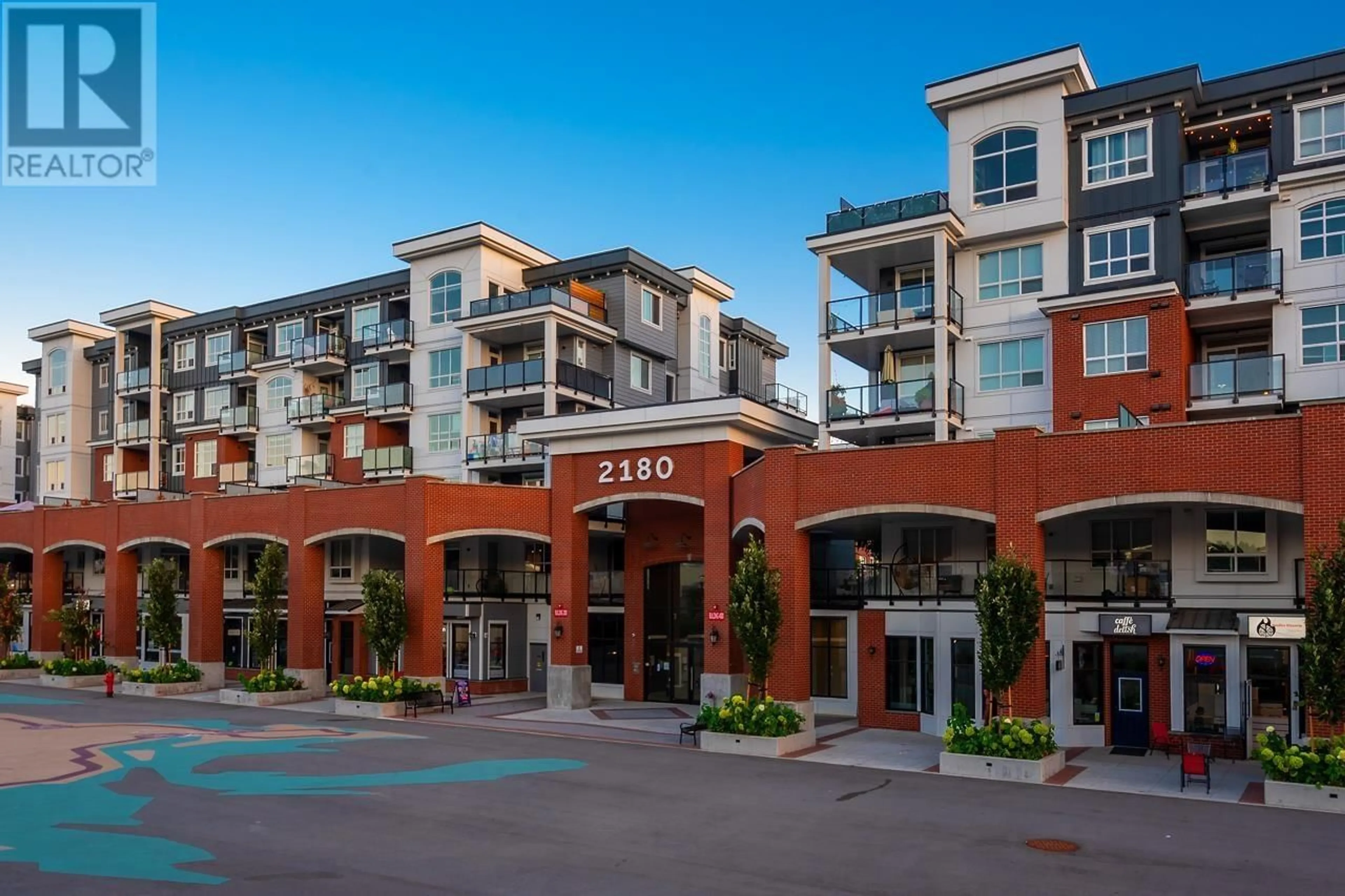 Patio, building for 1508 - 2180 KELLY AVENUE, Port Coquitlam British Columbia V3C0L1