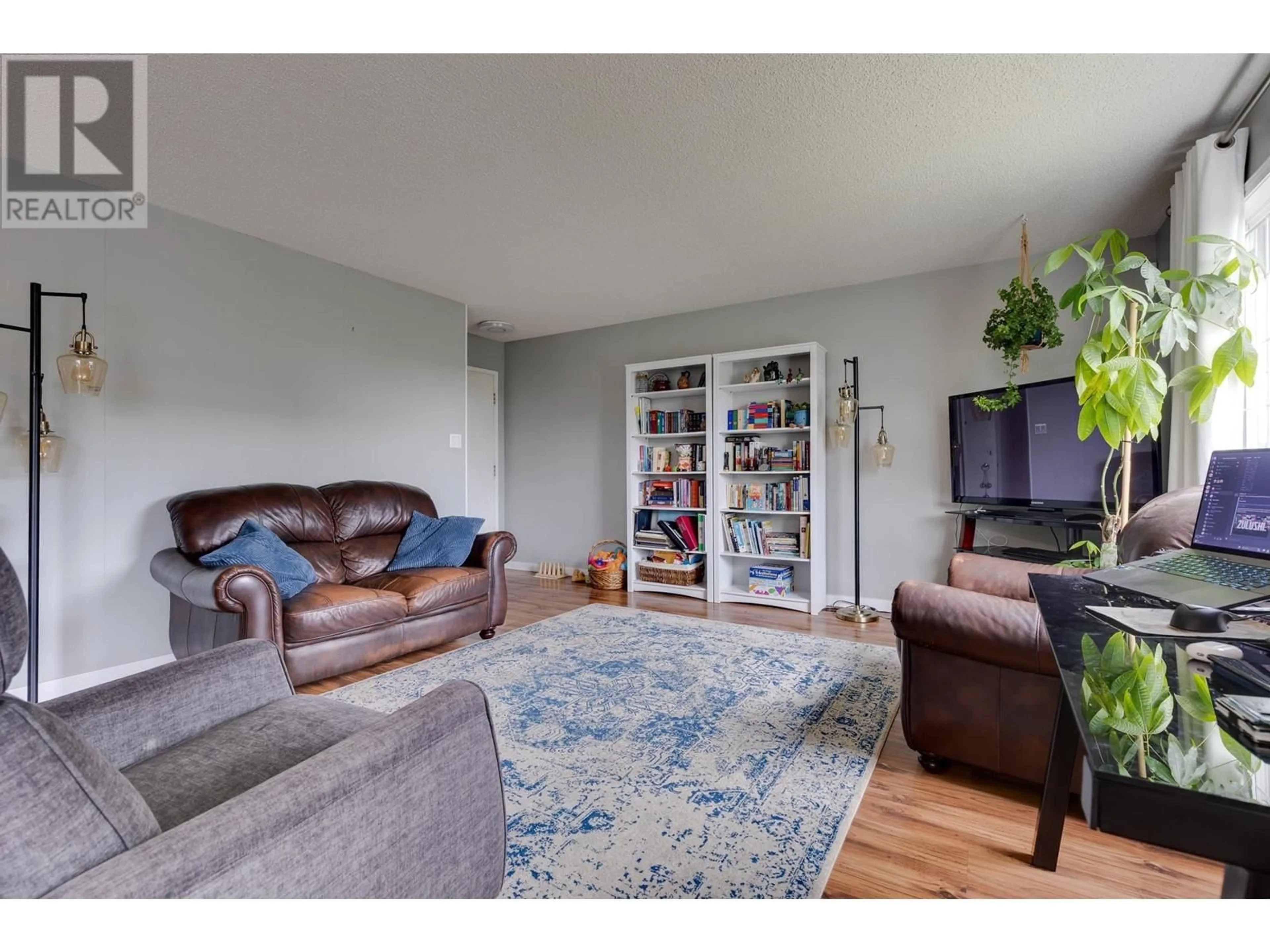 Living room with furniture, unknown for 539 PILOT STREET, Prince George British Columbia V2M5H9