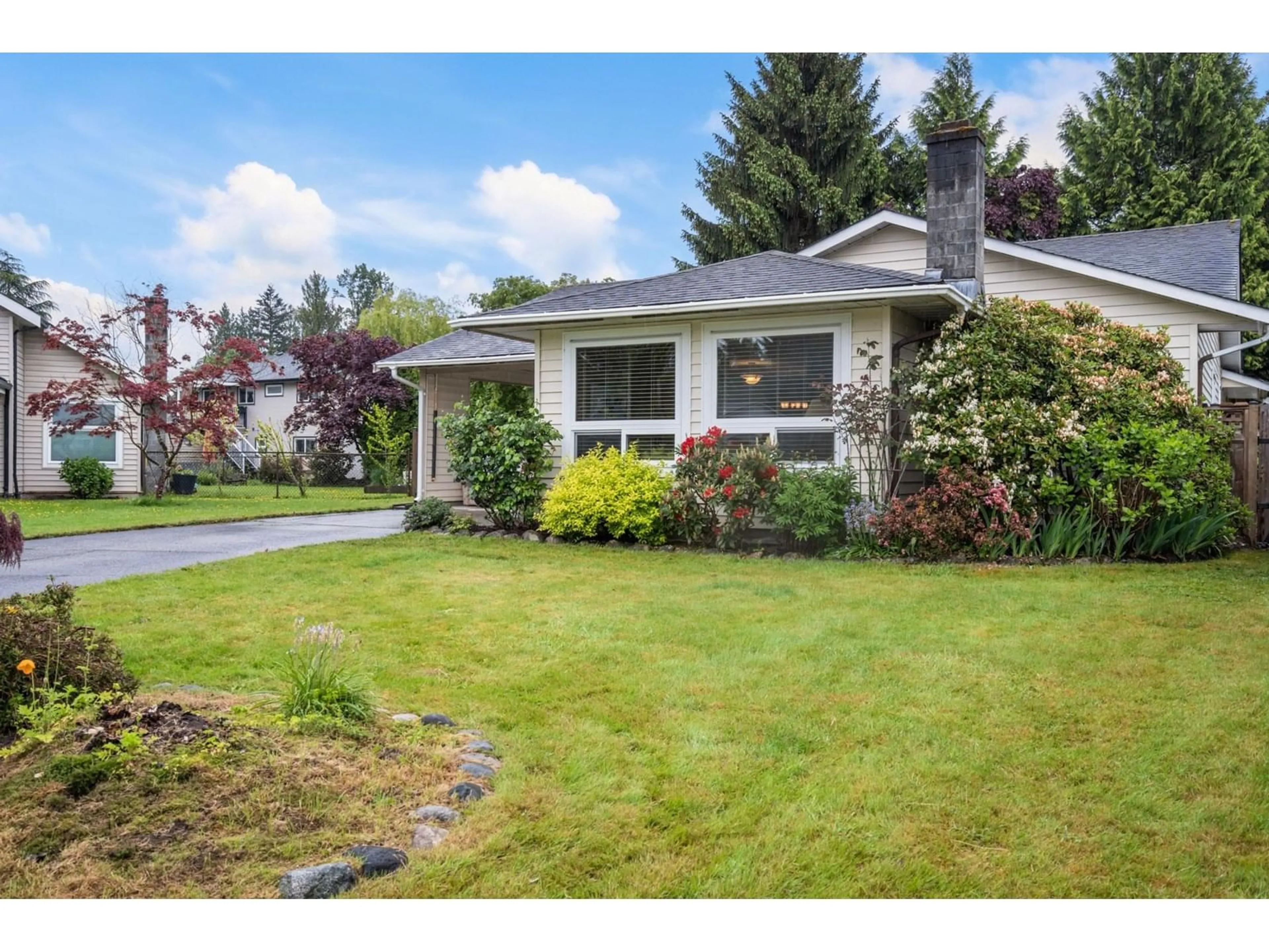 Home with vinyl exterior material, street for 21422 94B, Langley British Columbia V1M1T3