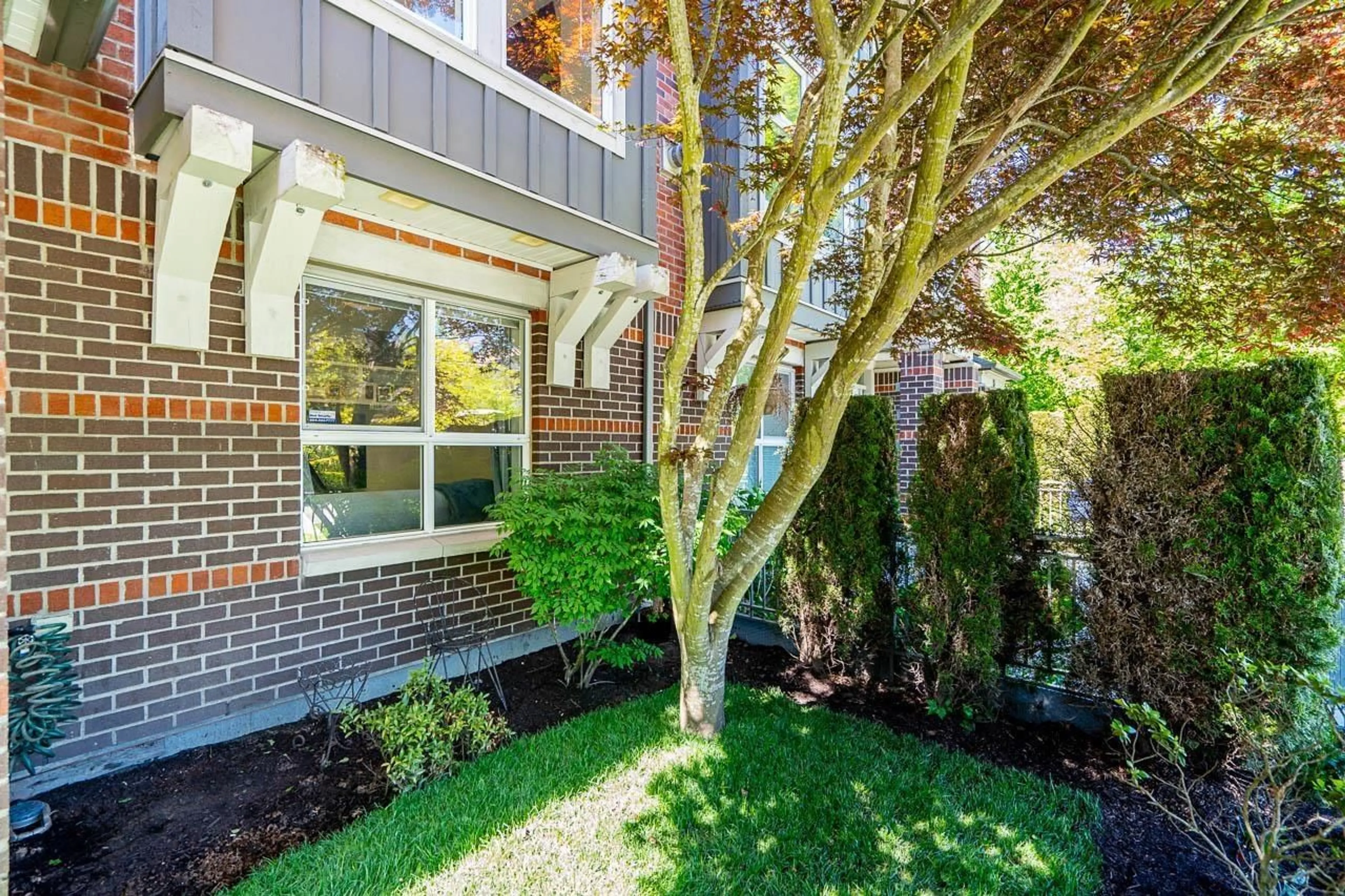 Home with brick exterior material, street for 11 - 18777 68A, Surrey British Columbia V4N0Z7