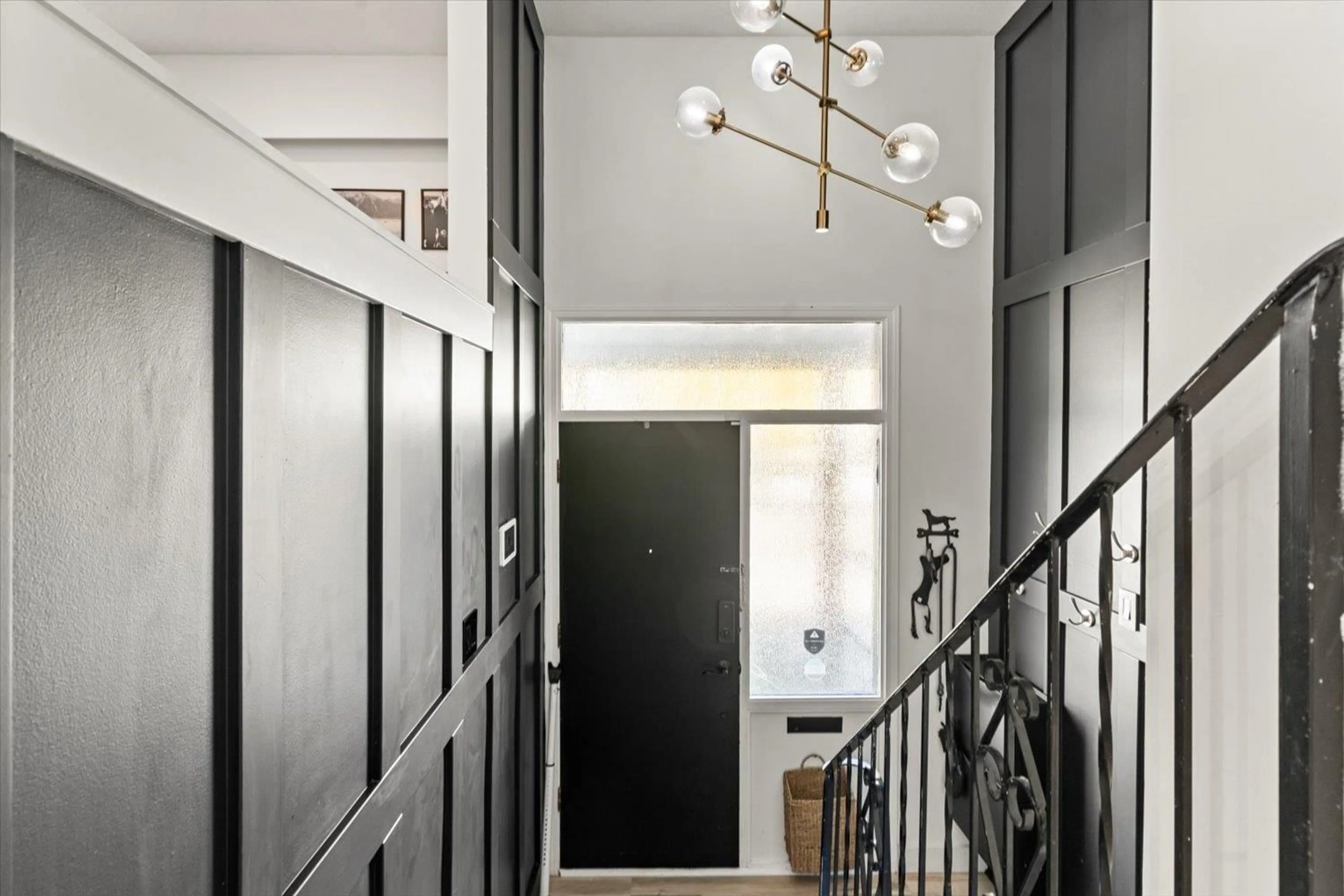 Indoor entryway for 8695 BAKER DRIVE, Chilliwack British Columbia V2P7A3