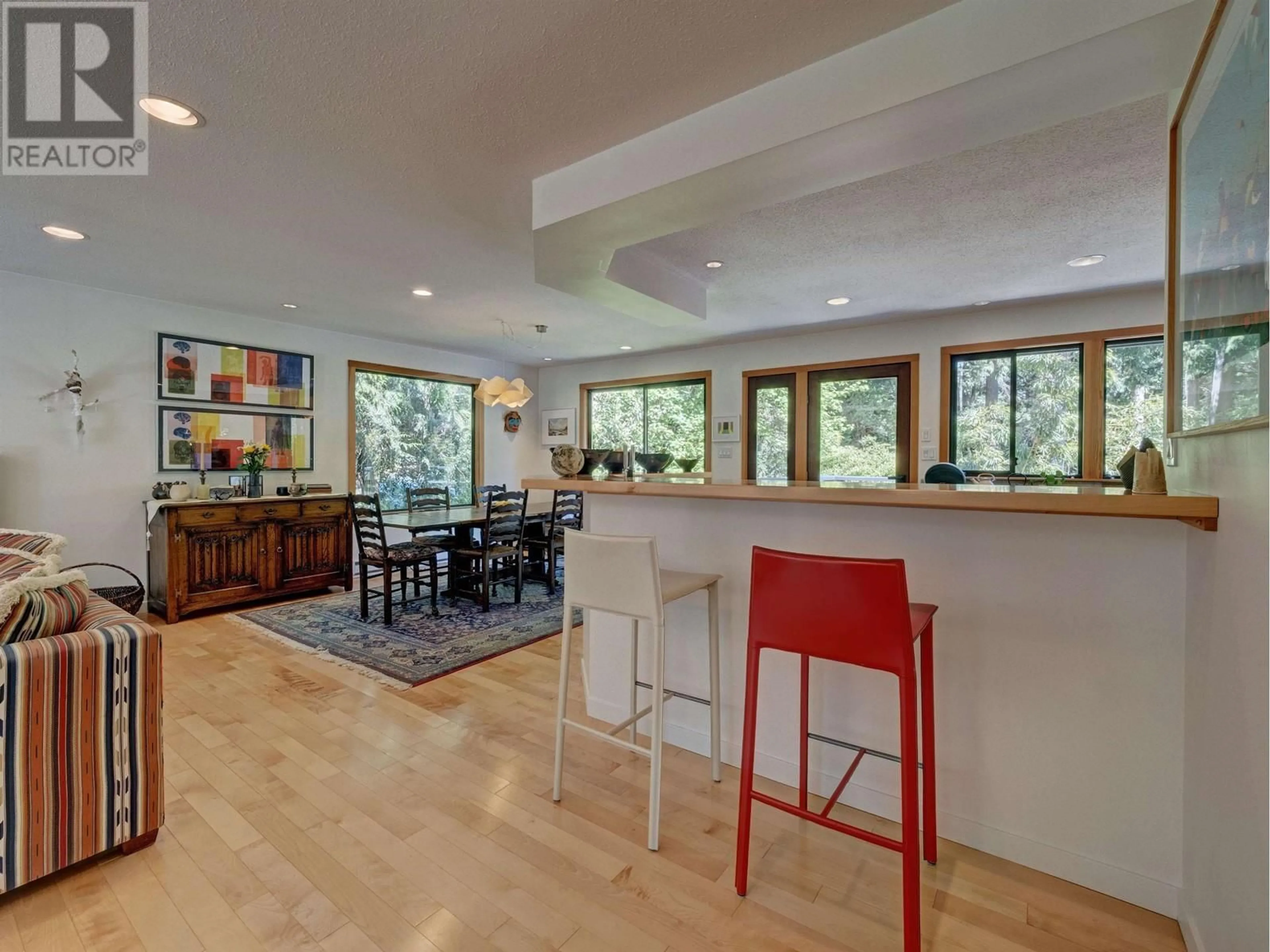 Open concept kitchen, unknown for 1506 HENDERSON AVENUE, Roberts Creek British Columbia V0N2W2