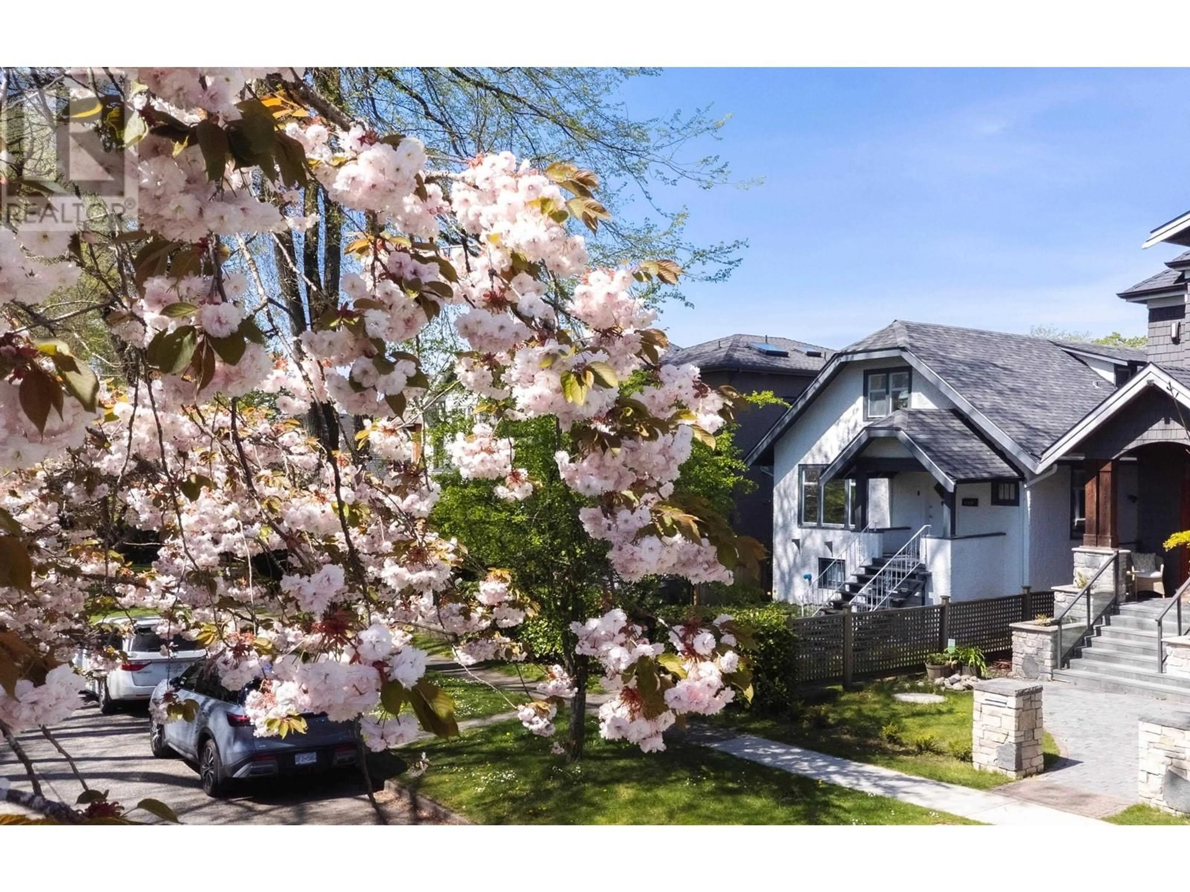 Home with vinyl exterior material, street for 3841 24TH AVENUE, Vancouver British Columbia V6S1L8
