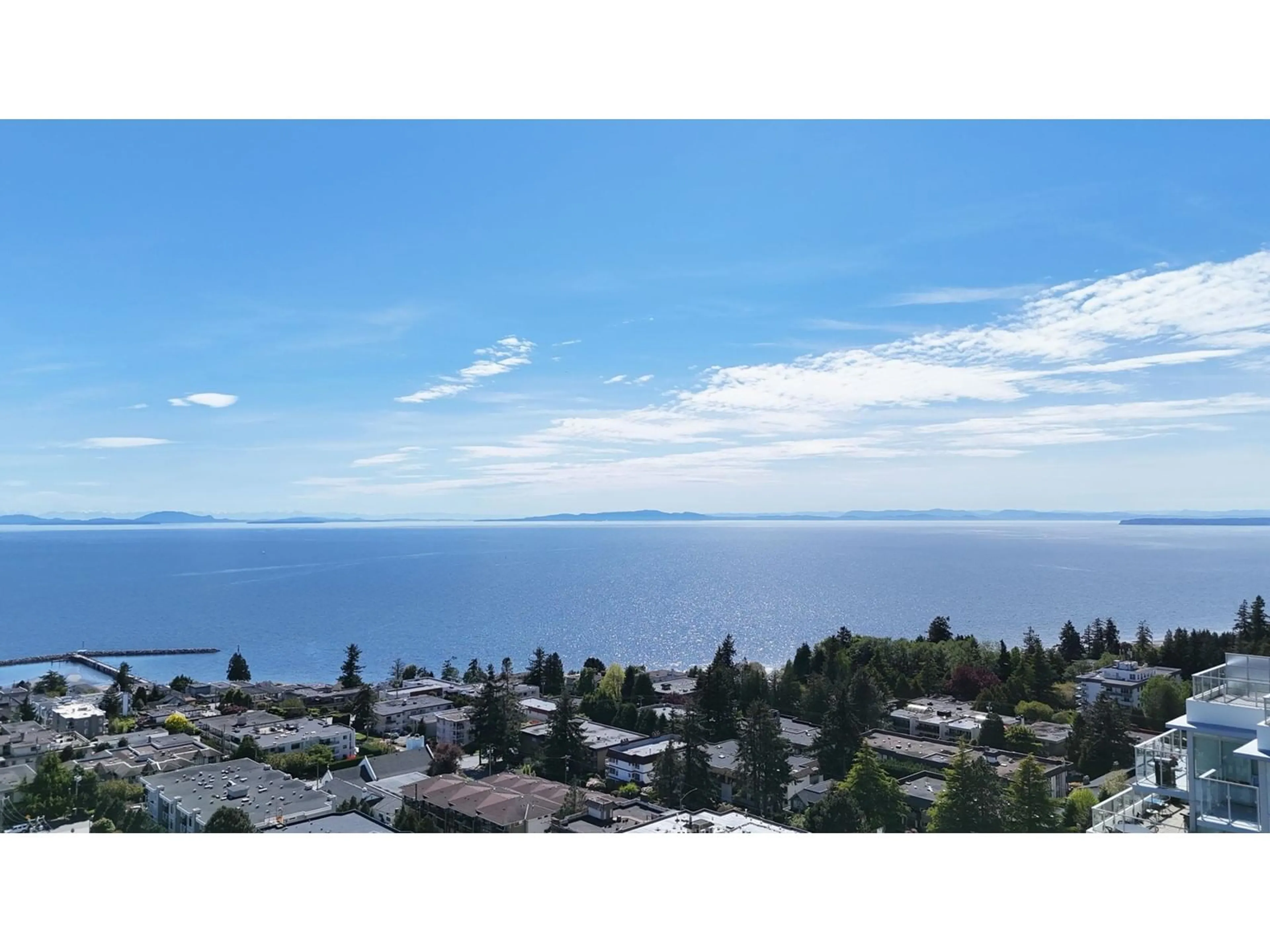 A pic from outside/outdoor area/front of a property/back of a property/a pic from drone, water/lake/river/ocean view for 501 - 1441 JOHNSTON, White Rock British Columbia V4B3Z4