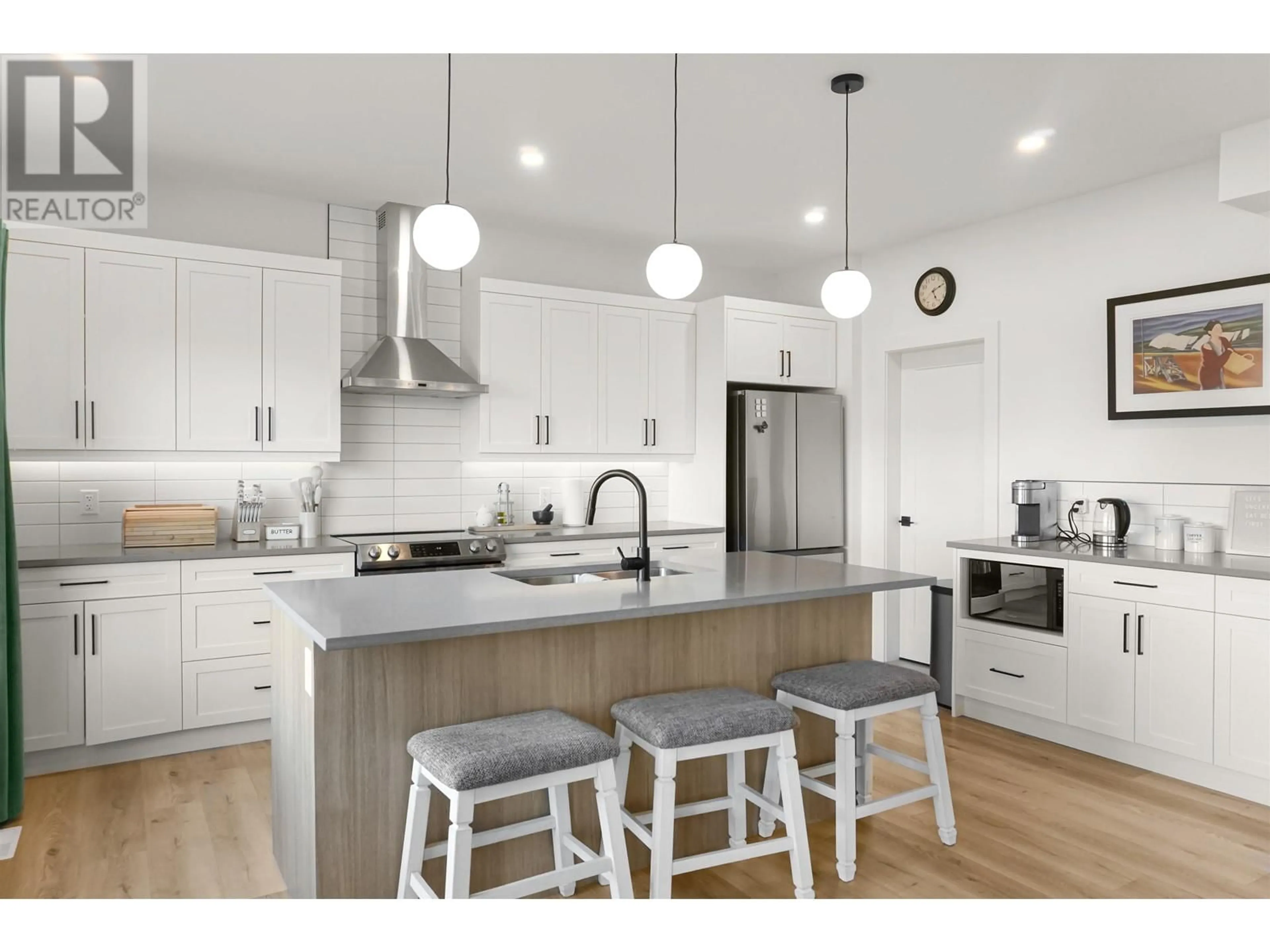 Open concept kitchen, wood/laminate floor for 16 ROBINSON STREET, Kitimat British Columbia V8C2S2