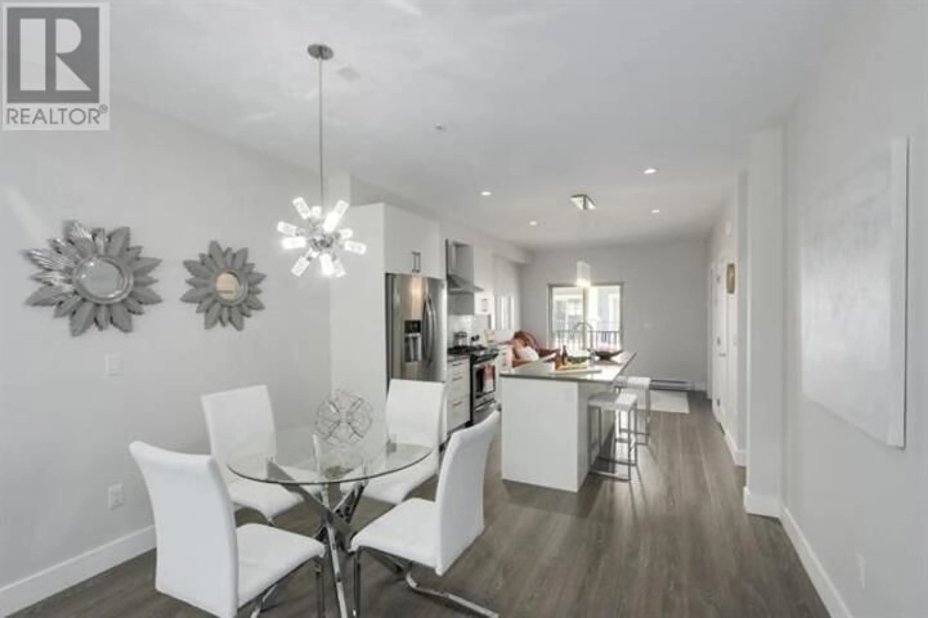 Open concept kitchen, wood/laminate floor for 58 - 843 EWEN AVENUE, New Westminster British Columbia V3M0K6