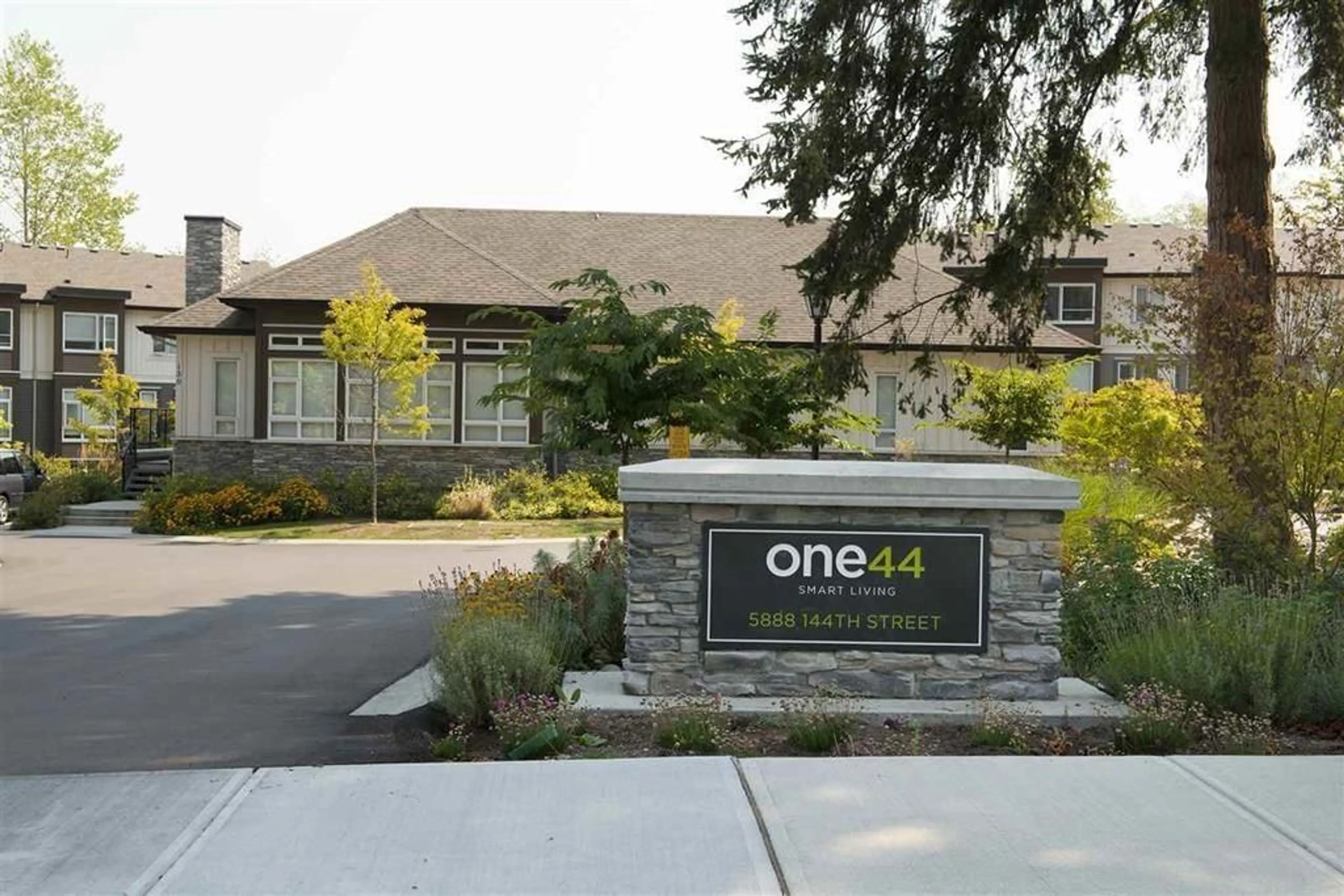 Unknown for 122 - 5888 144, Surrey British Columbia V3X0G8