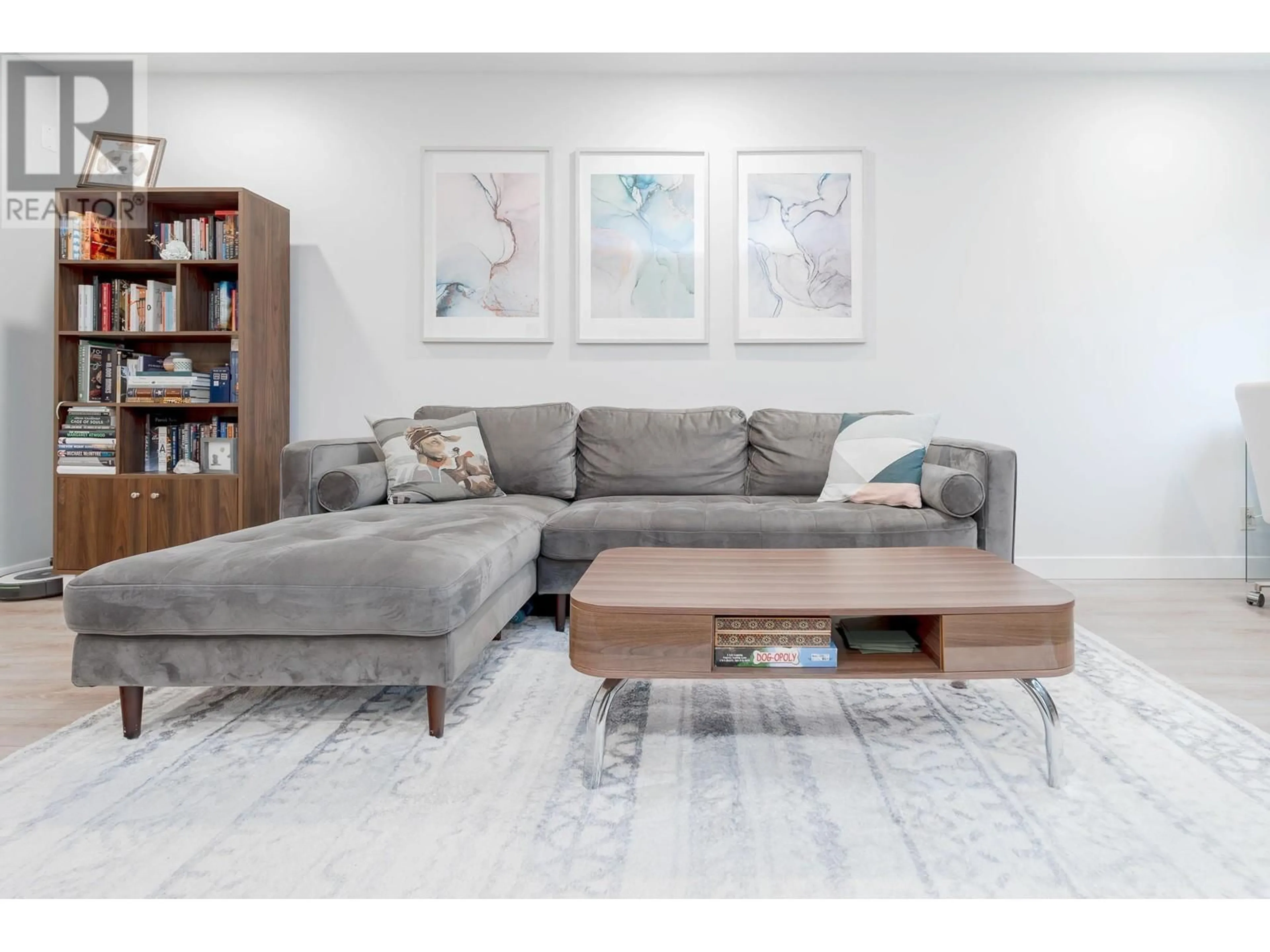 Living room with furniture, unknown for 301 - 7139 18 AVENUE, Burnaby British Columbia V3N4Z3
