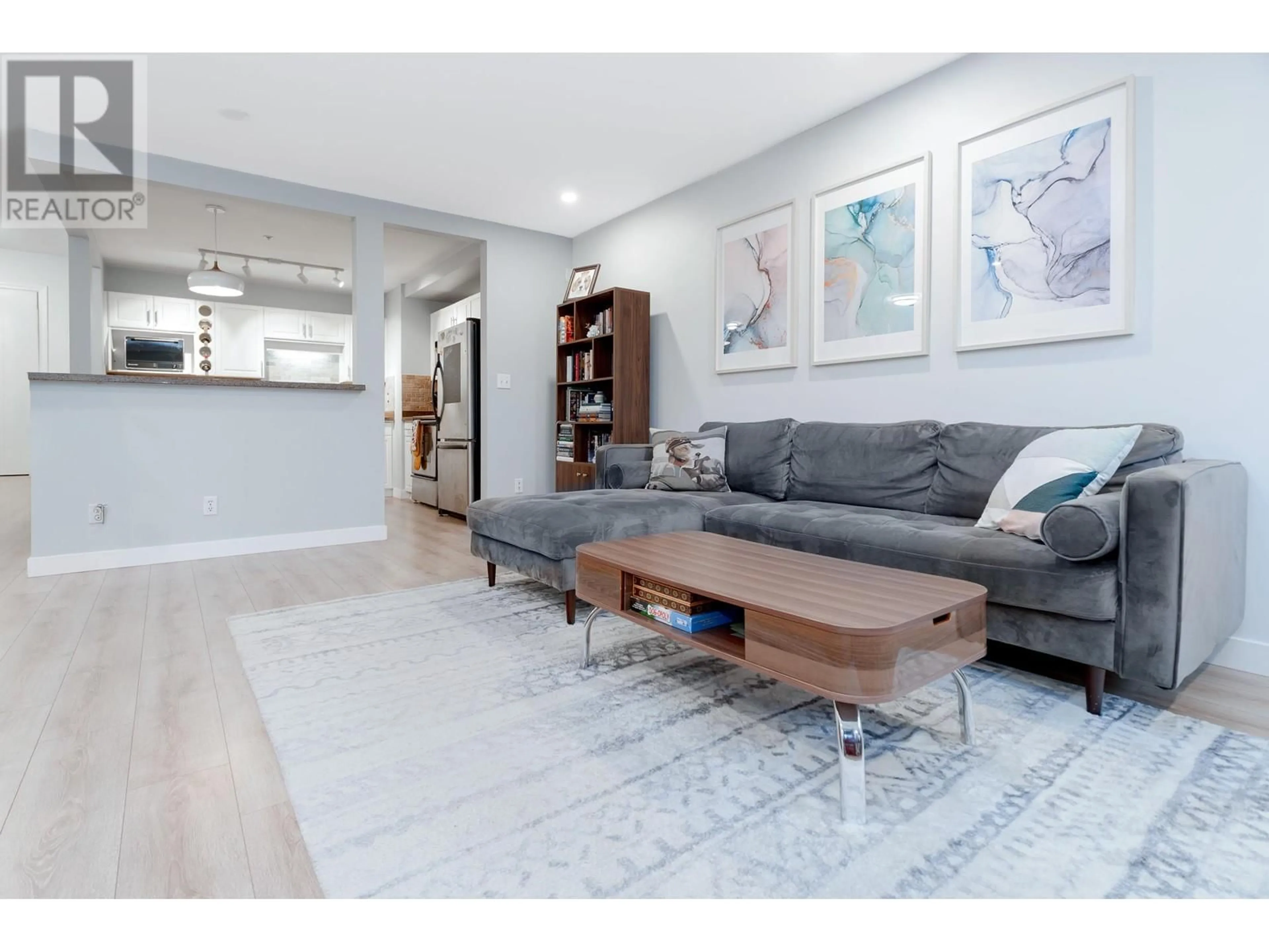 Living room with furniture, unknown for 301 - 7139 18 AVENUE, Burnaby British Columbia V3N4Z3