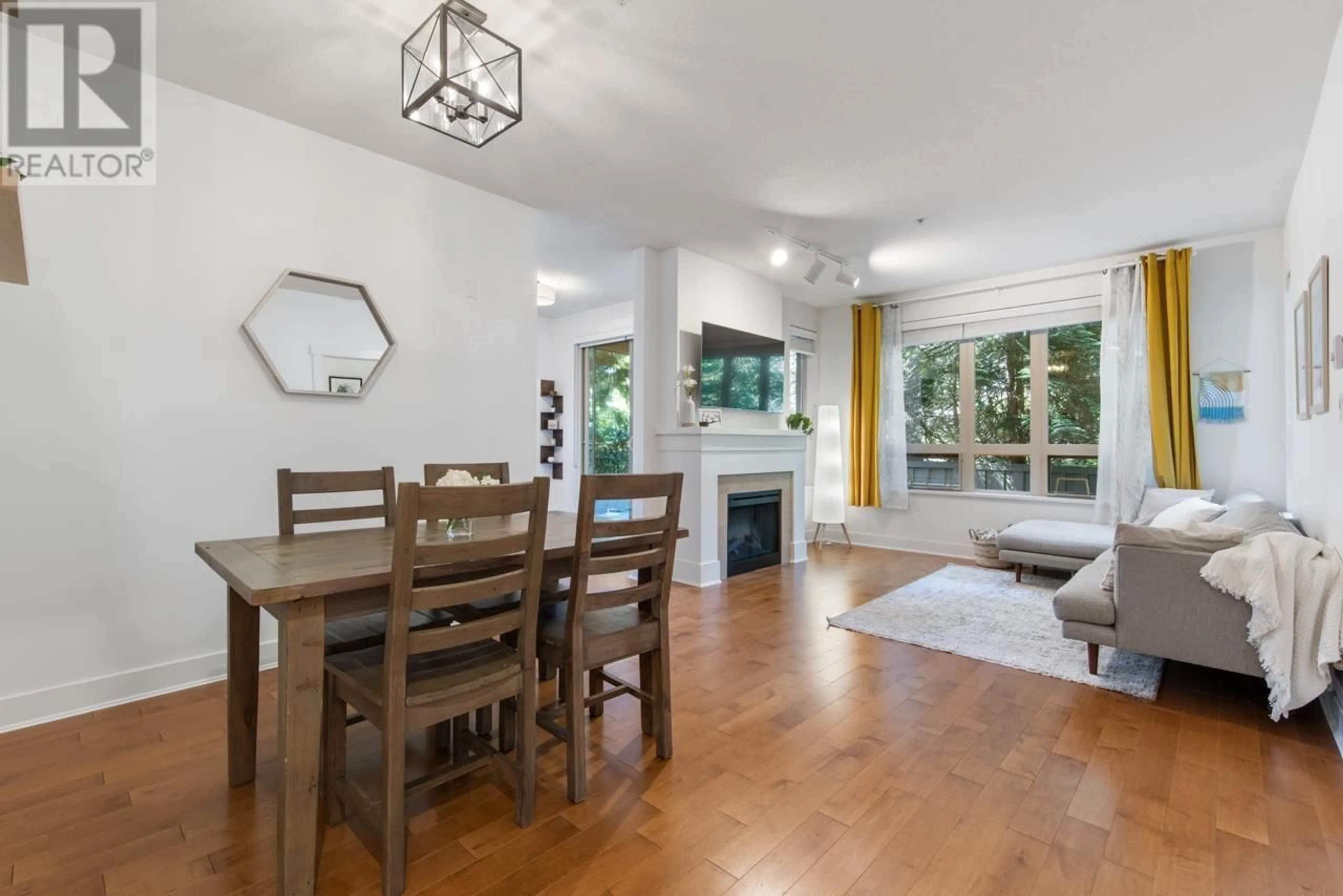 Dining room, wood/laminate floor for 111 - 1111 27TH STREET, North Vancouver British Columbia V7J1S3