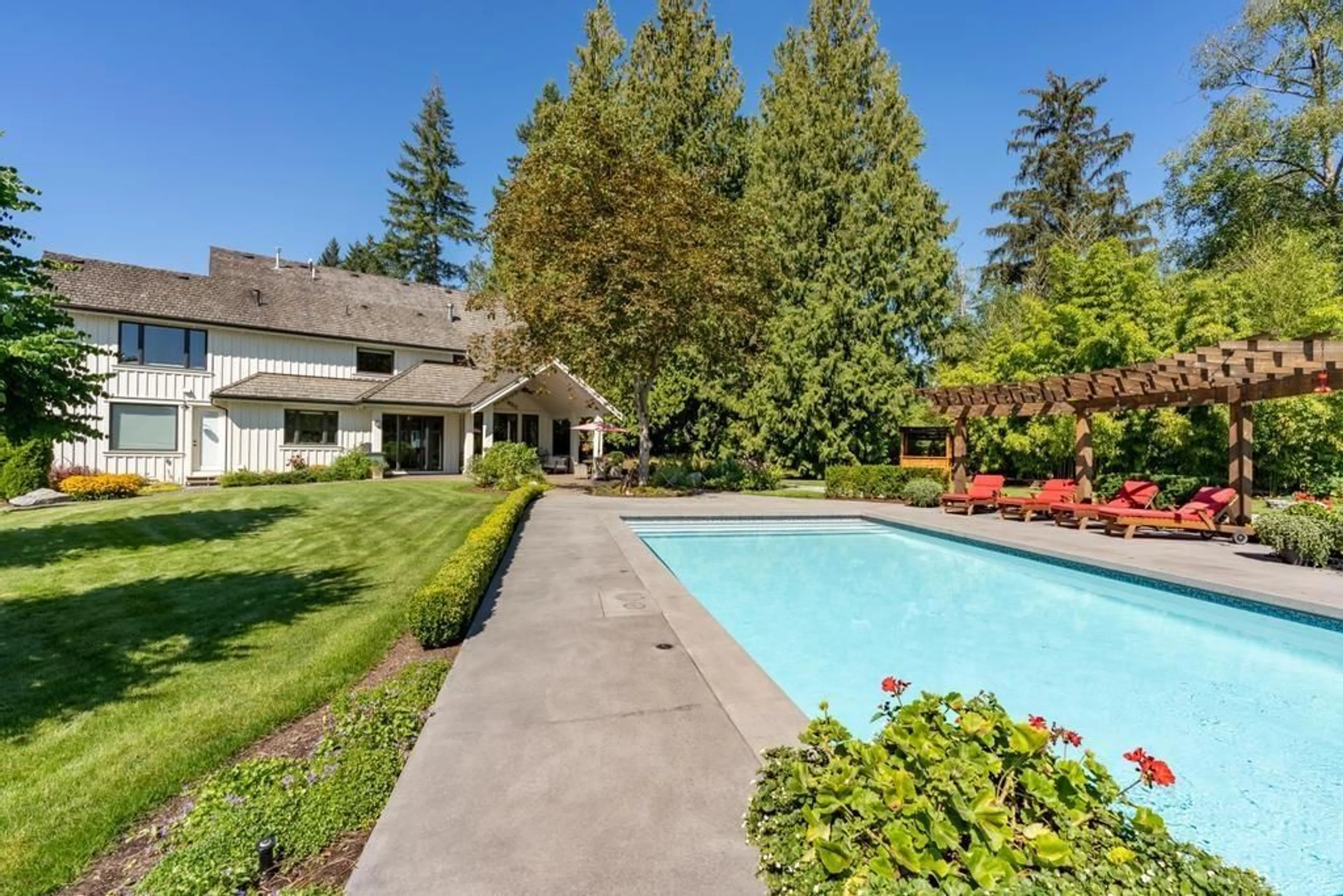Pool for 9412 222, Langley British Columbia V1M3T7