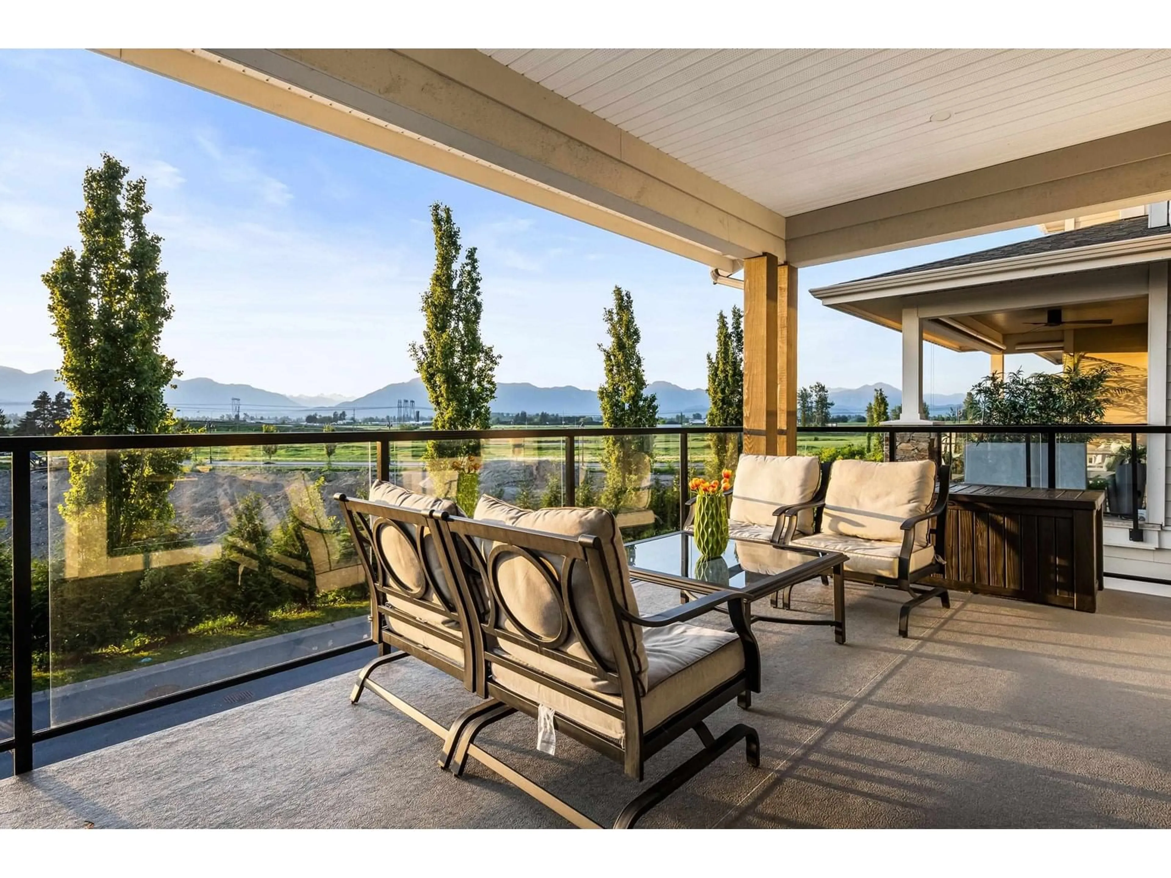 Patio, water/lake/river/ocean view for 76 - 50778 LEDGESTONE PLACE, Chilliwack British Columbia V2P0E7