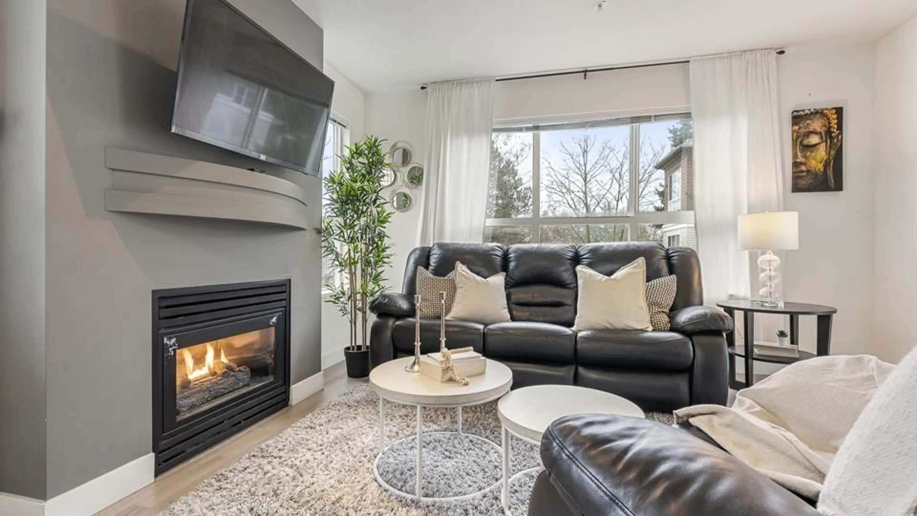 Living room with furniture, unknown for 312 - 10188 155, Surrey British Columbia V3R0R6