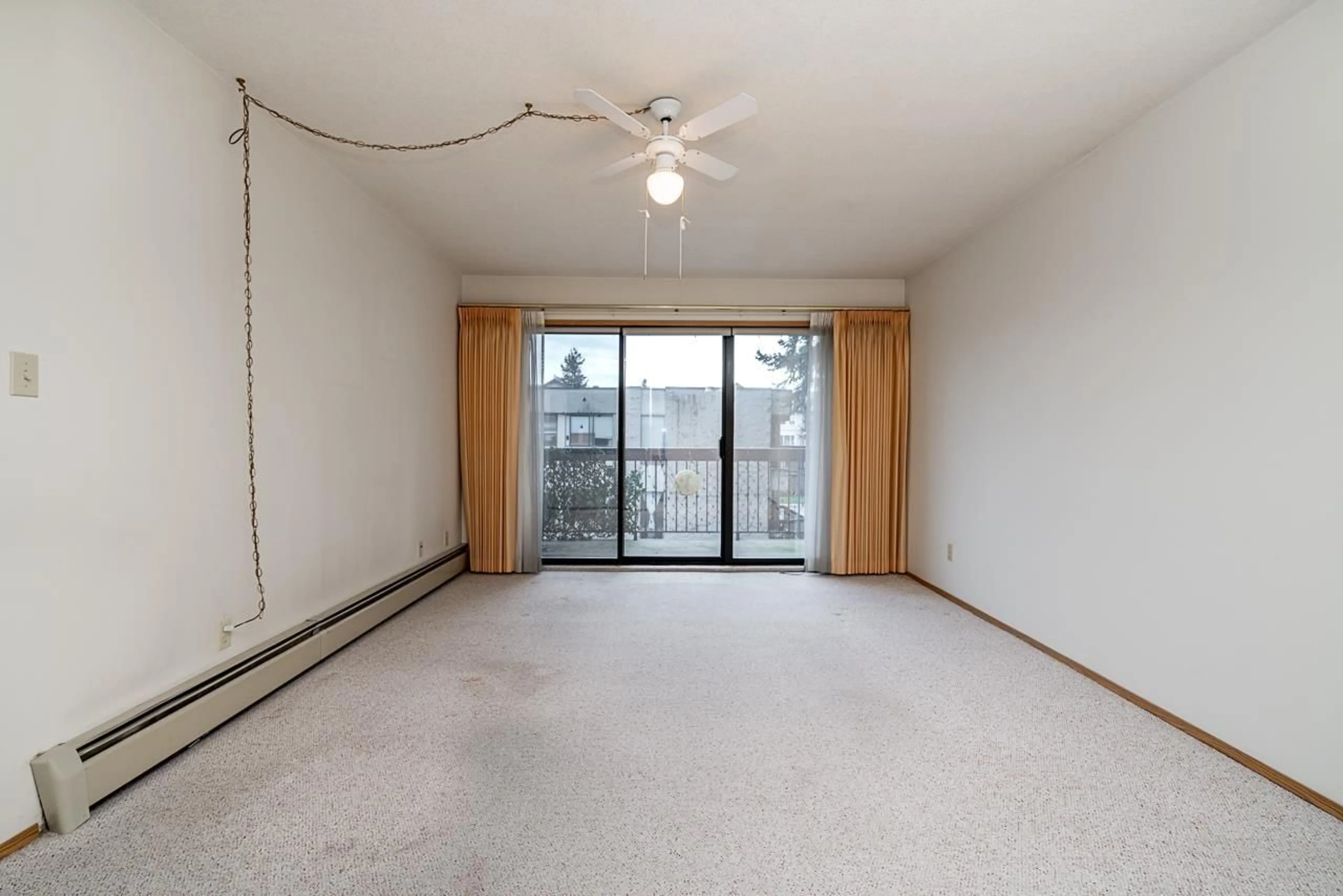 A pic of a room for 324 - 31955 OLD YALE, Abbotsford British Columbia V2T4N1