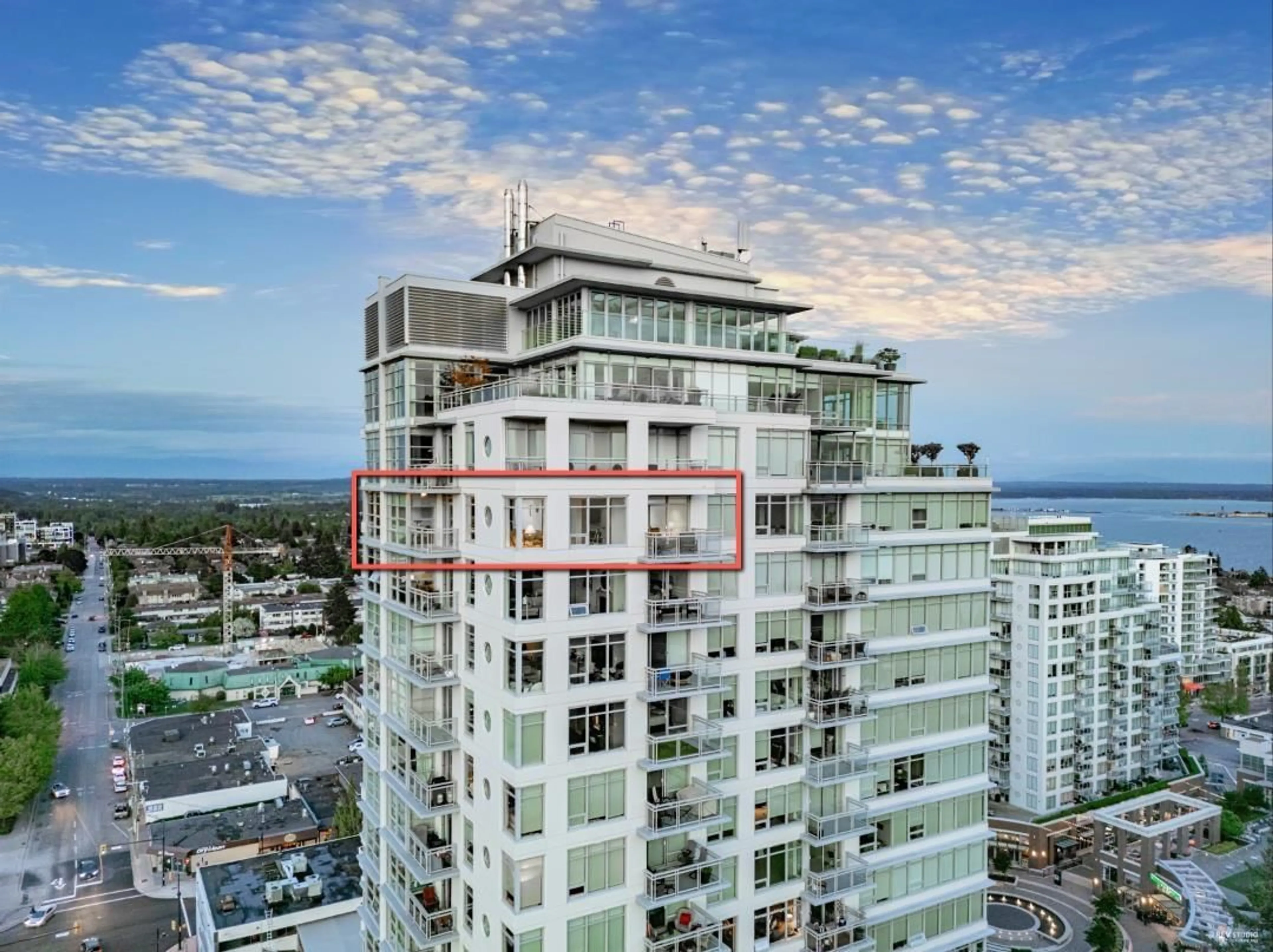 A pic from outside/outdoor area/front of a property/back of a property/a pic from drone, city buildings view from balcony for 1904 - 15152 RUSSELL, White Rock British Columbia V4B0A3