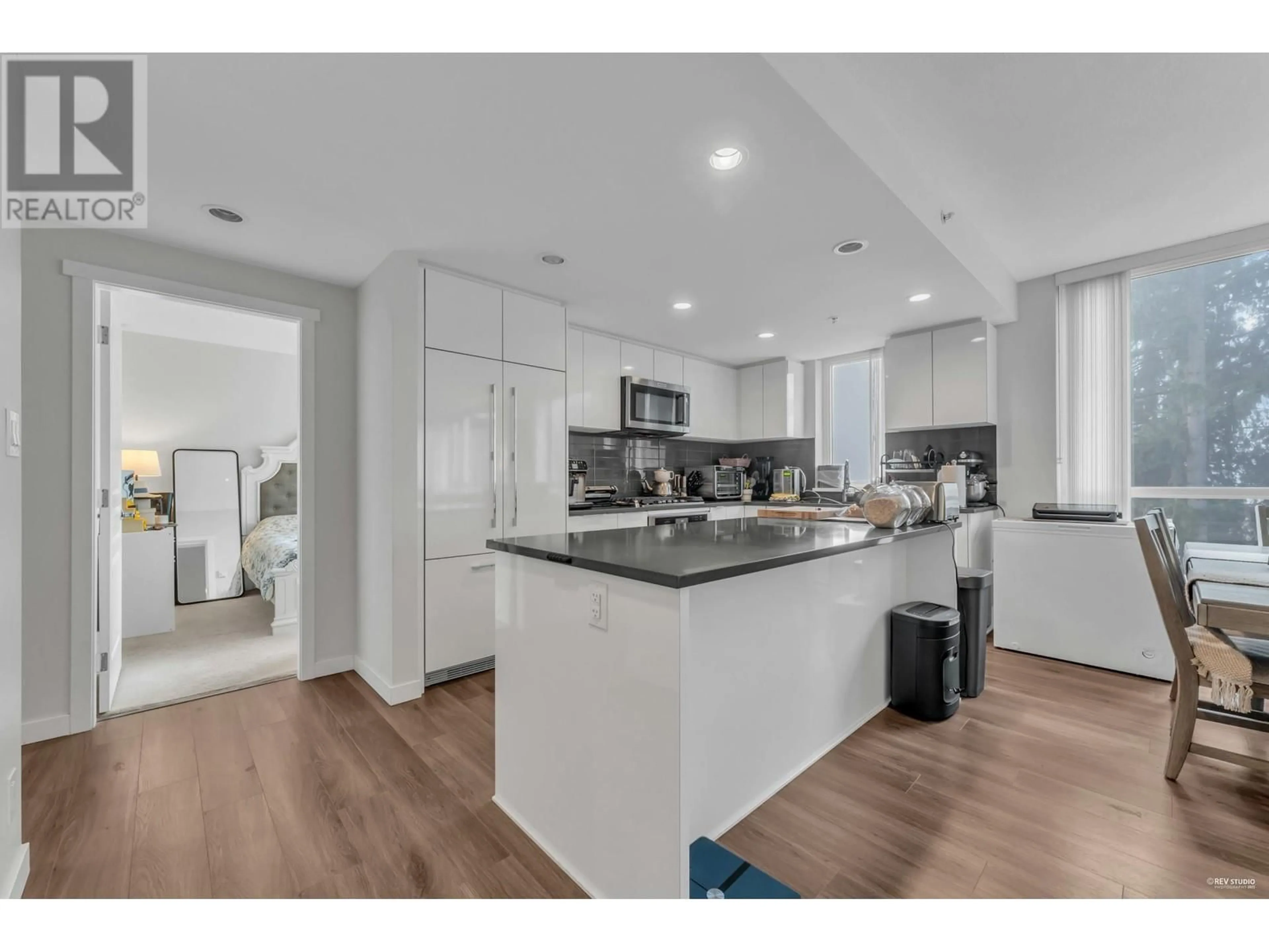 Open concept kitchen, unknown for 504 - 3096 WINDSOR GATE, Coquitlam British Columbia V3B0P4